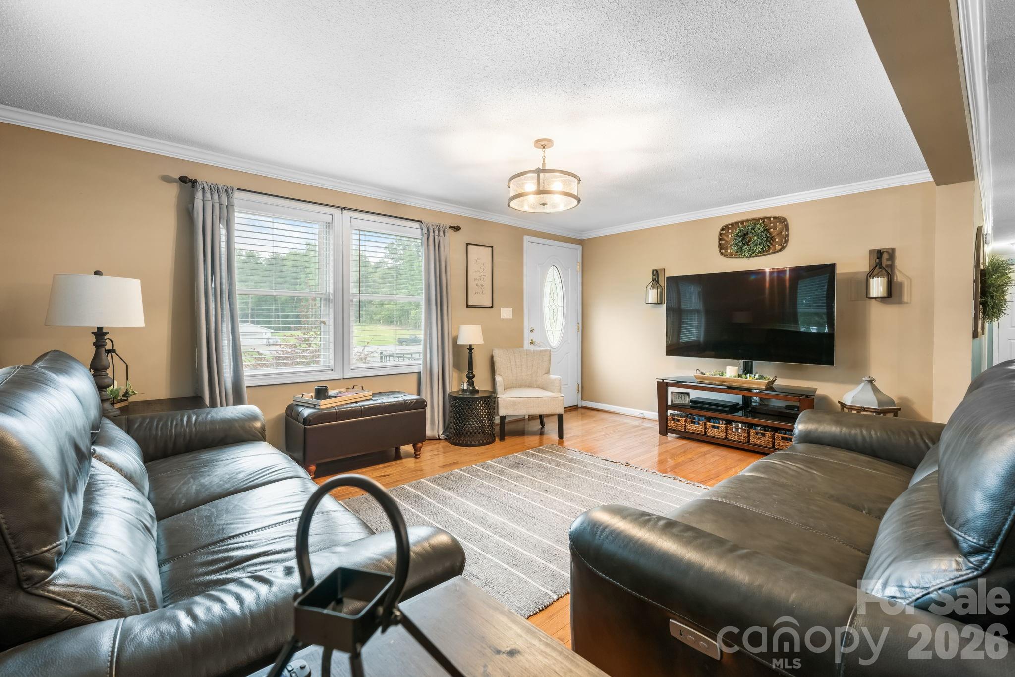 4091 Little Mountain Road — Newton