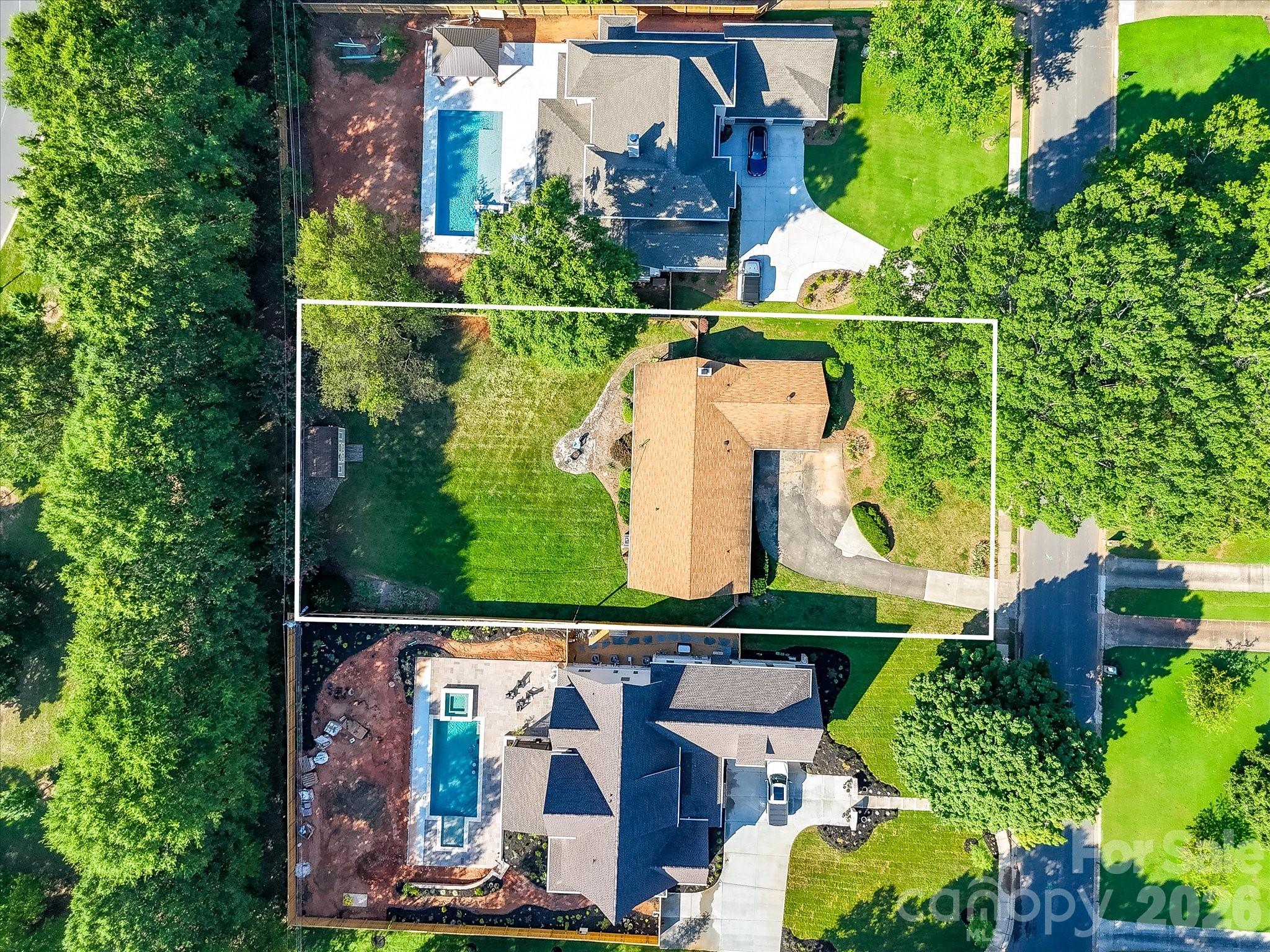 911 Lansdowne Road — Charlotte