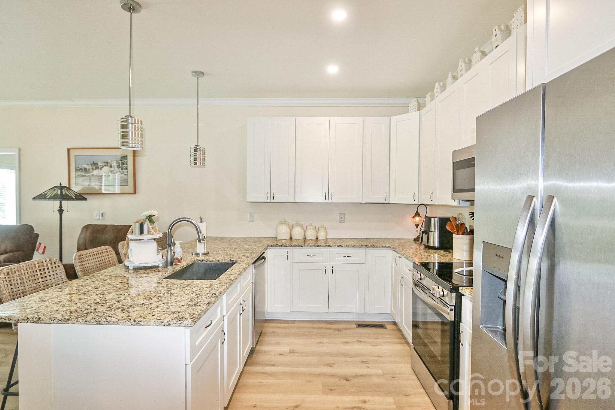 1307 Unifi Industrial Drive — Yadkinville