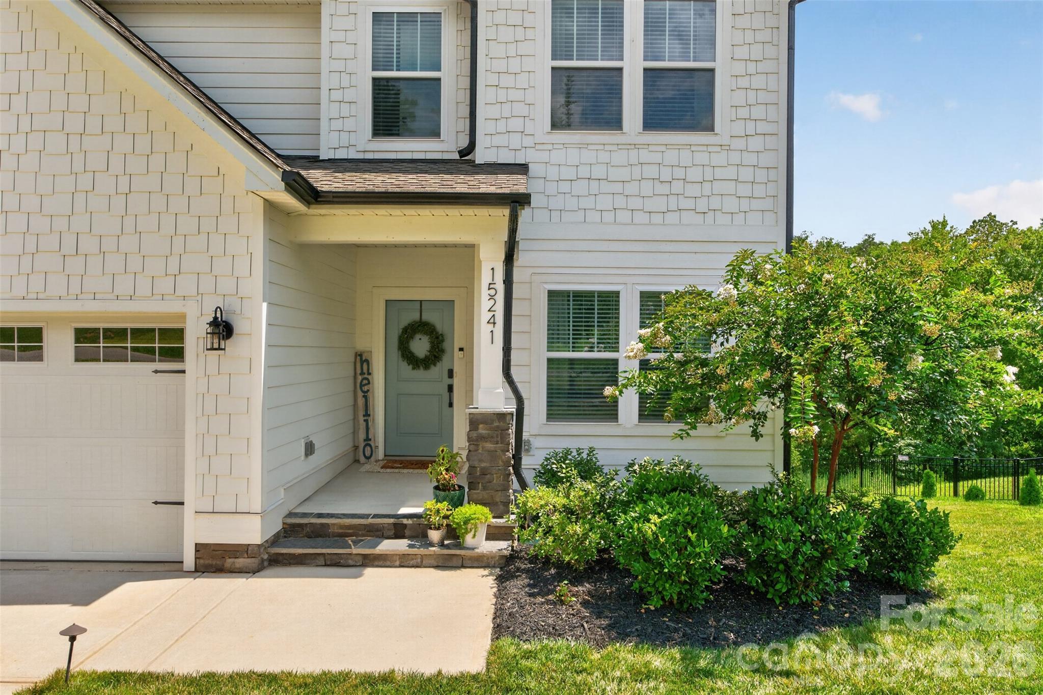 15241 Windward Lane — Lancaster