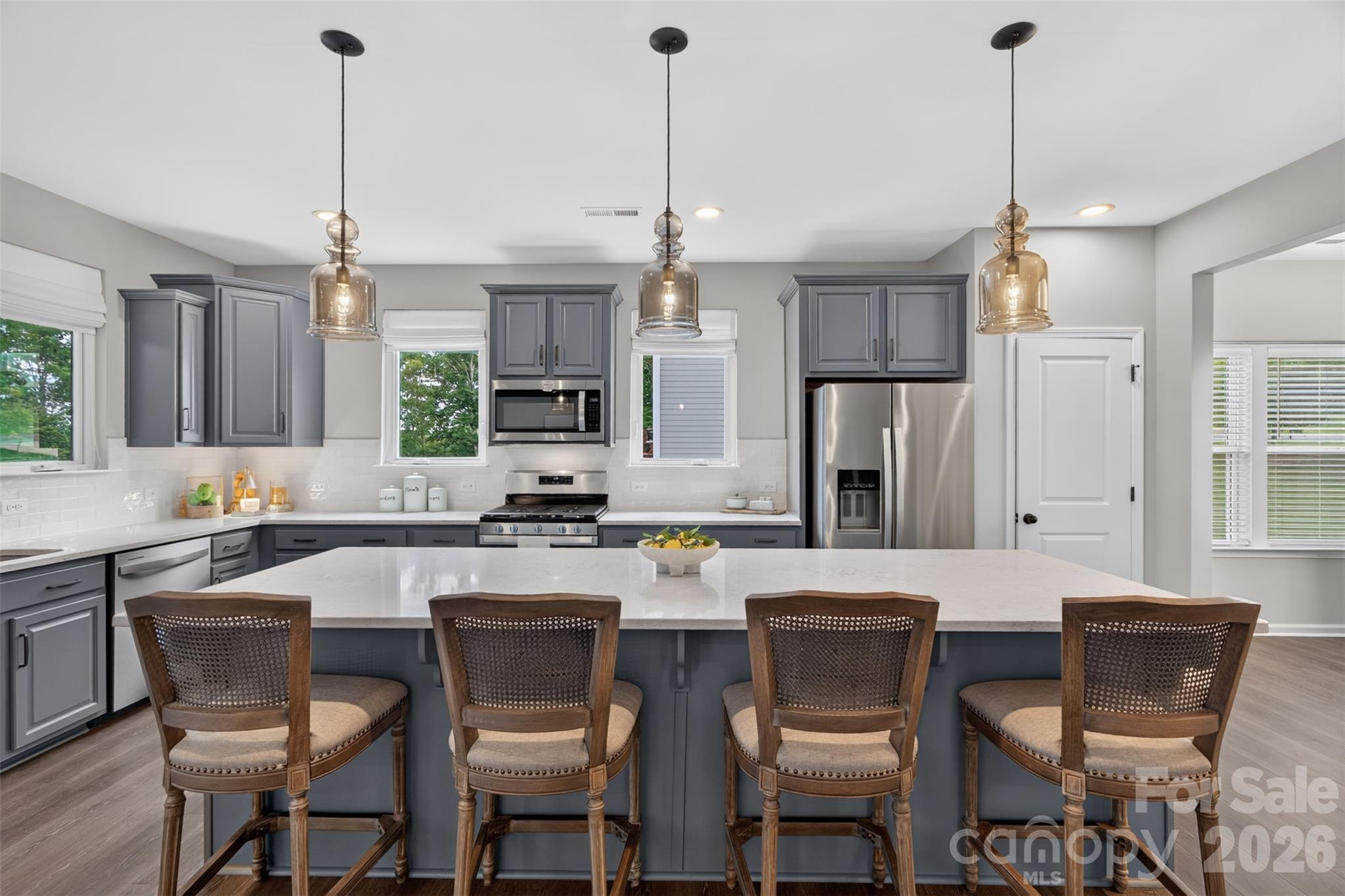 15241 Windward Lane — Lancaster