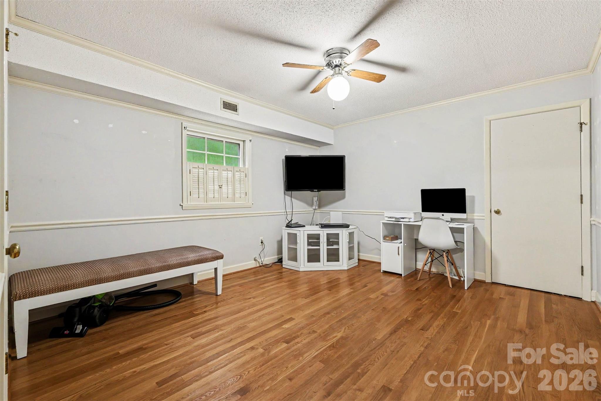 173 Hillcrest Avenue SE — Concord