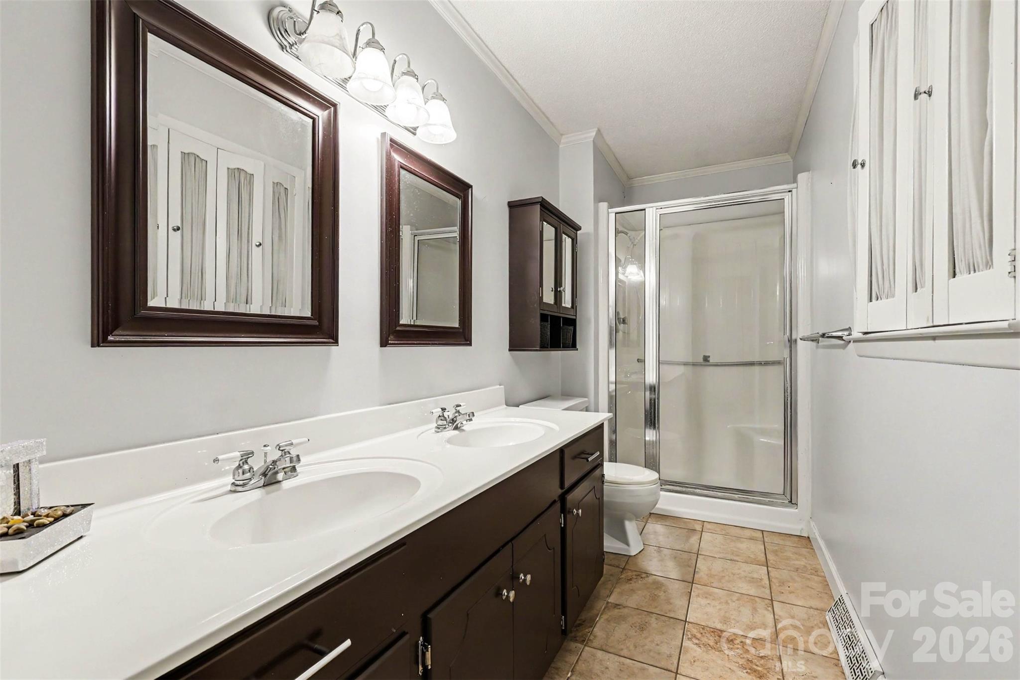 173 Hillcrest Avenue SE — Concord