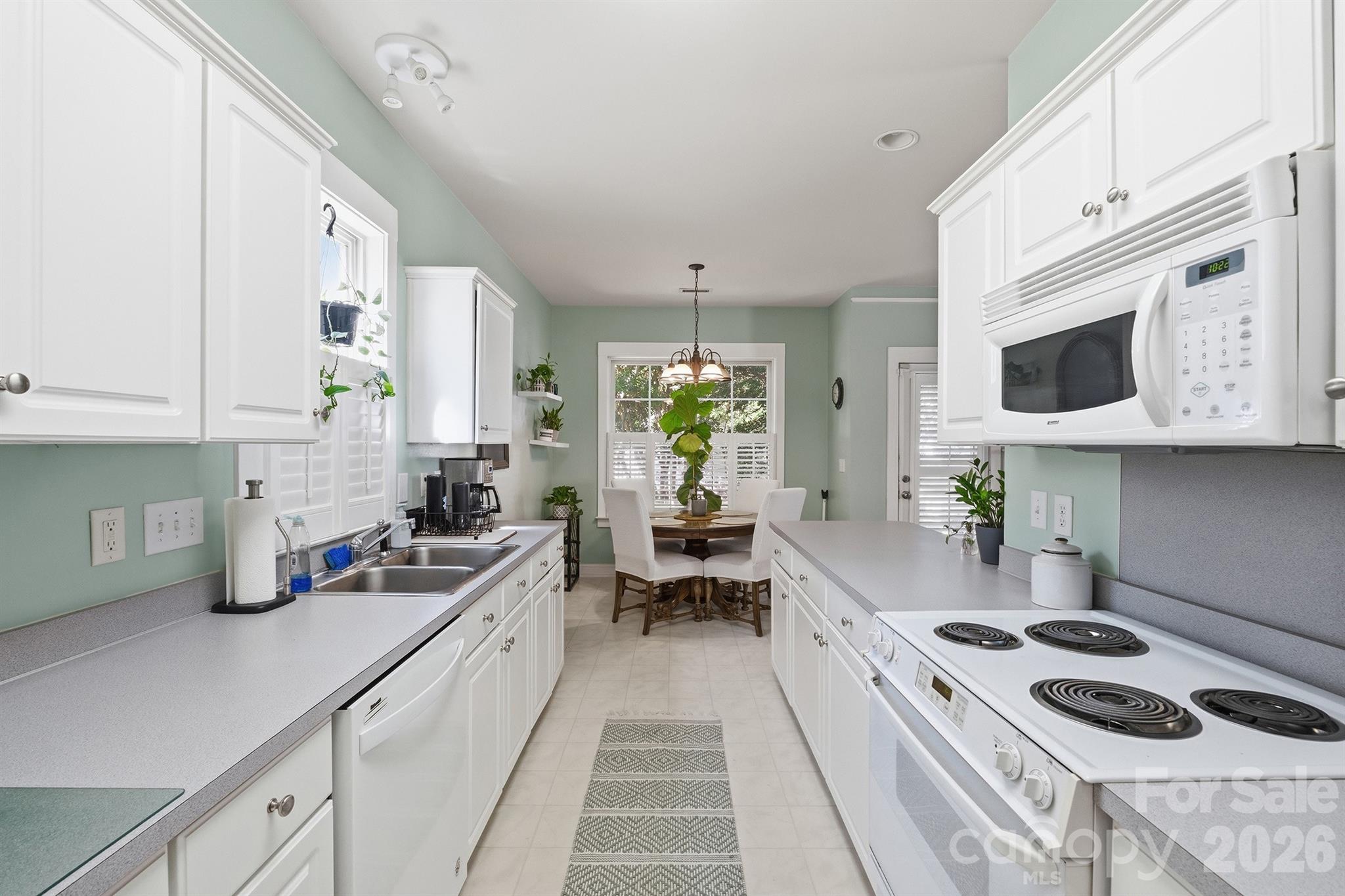 16925 Pennington Drive — Huntersville