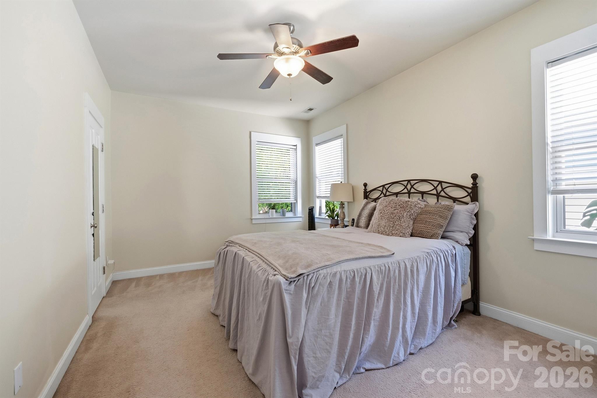 16925 Pennington Drive — Huntersville