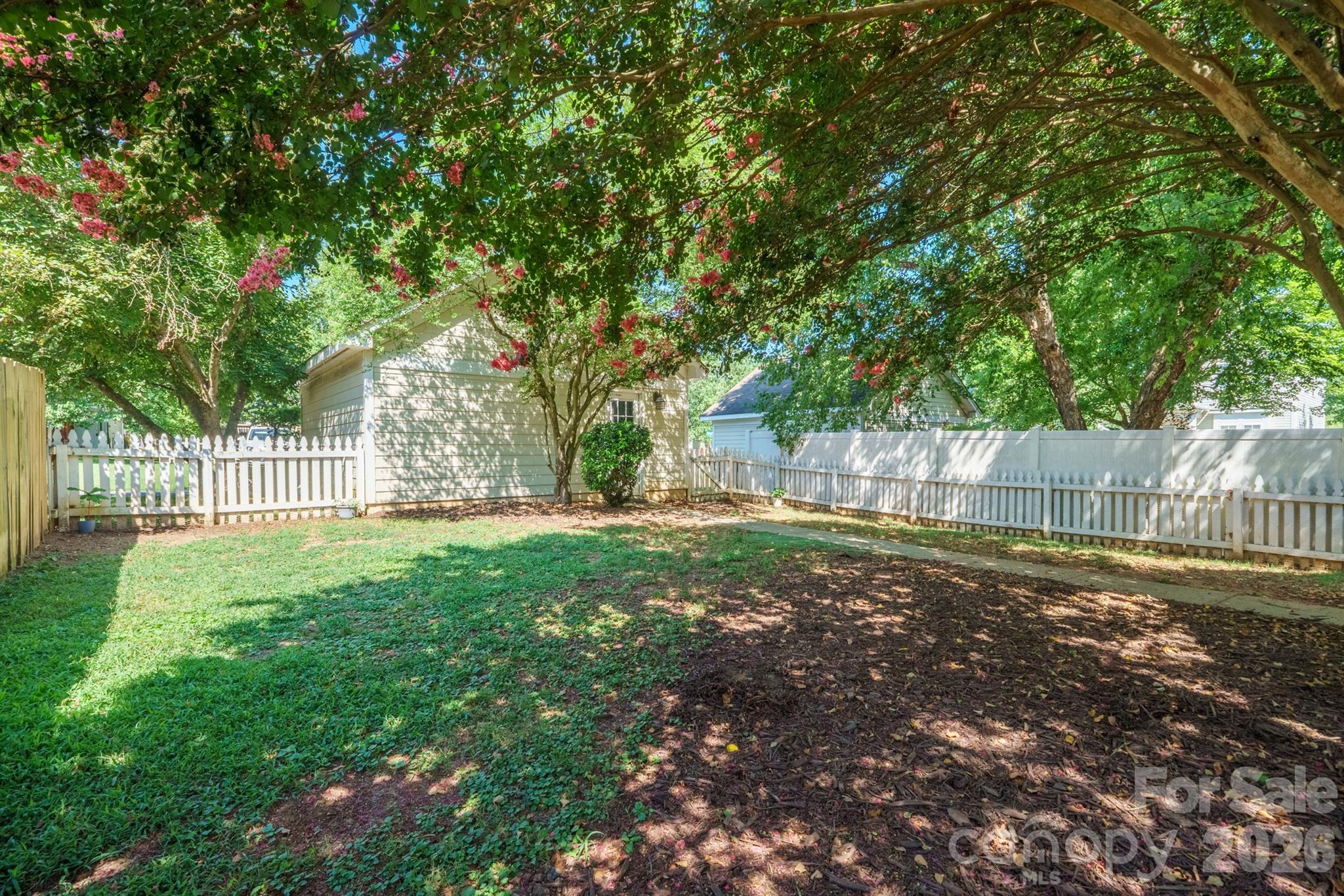 16925 Pennington Drive — Huntersville