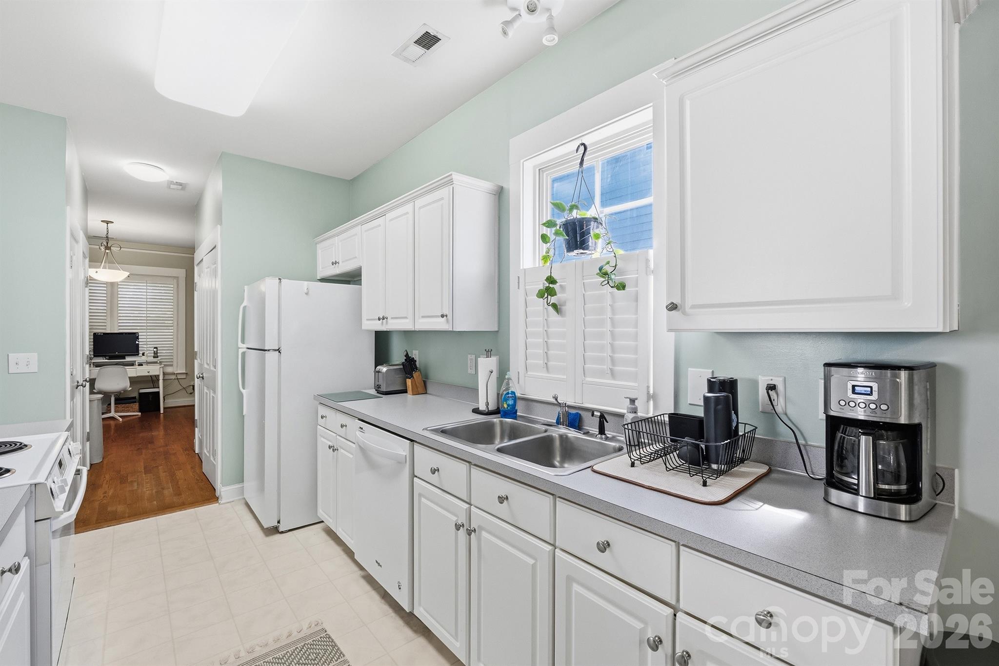 16925 Pennington Drive — Huntersville