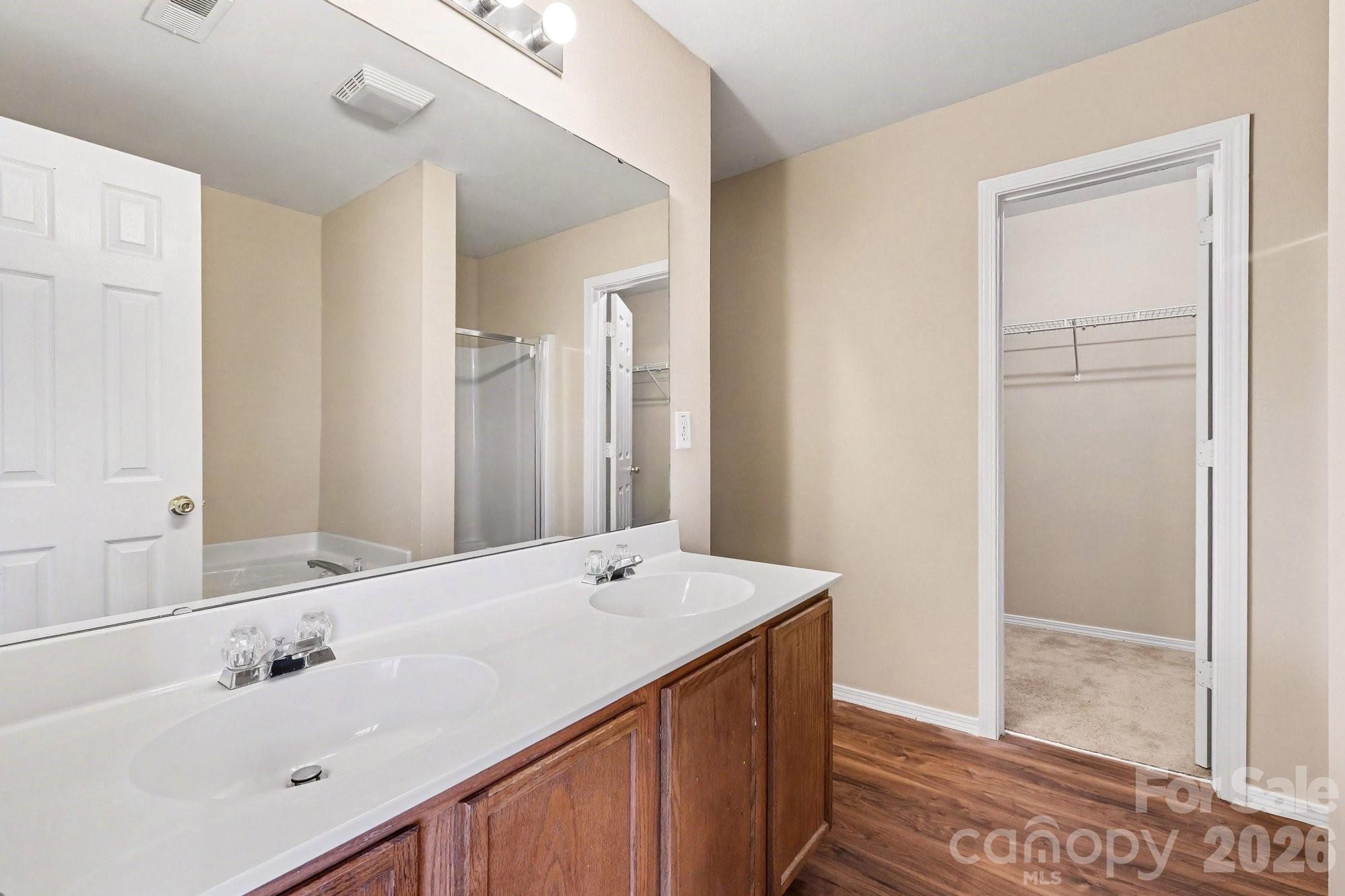 8607 Westhope Street — Charlotte
