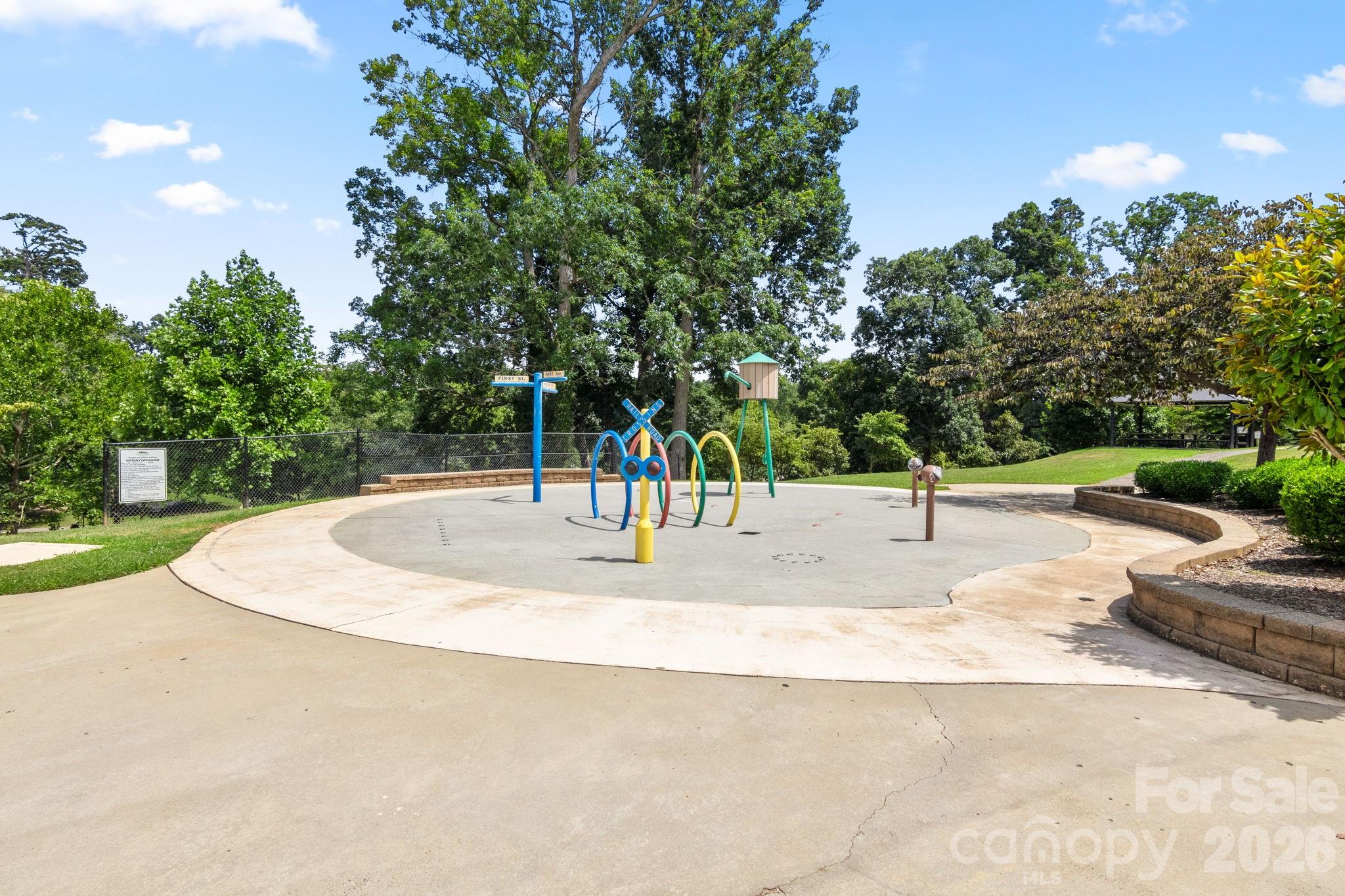 623 E 4th Avenue — Gastonia