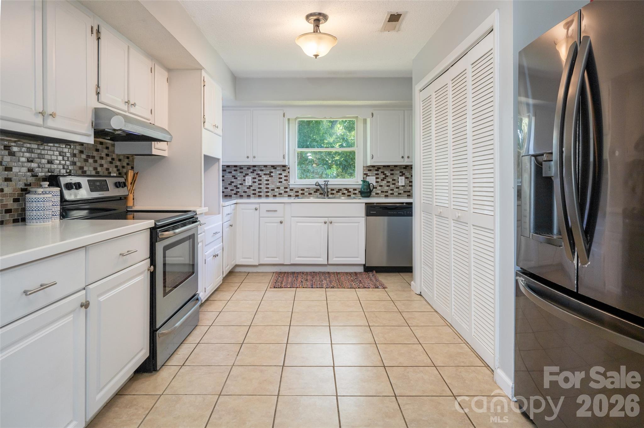 187 Sheehan Road — Fletcher