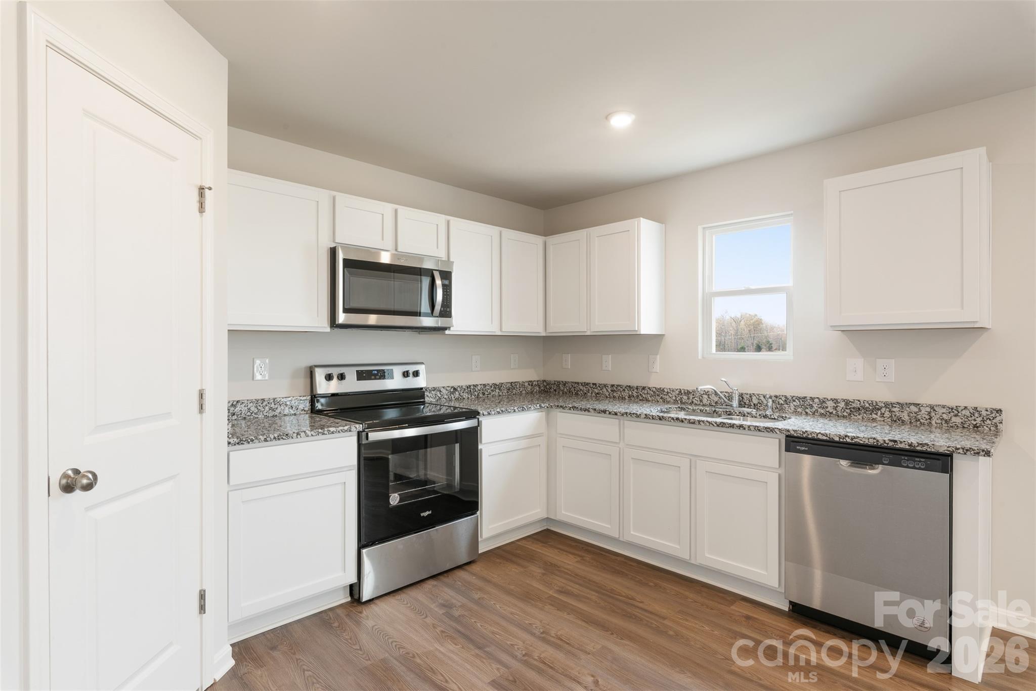 281 Parris Farm Road — Chesnee
