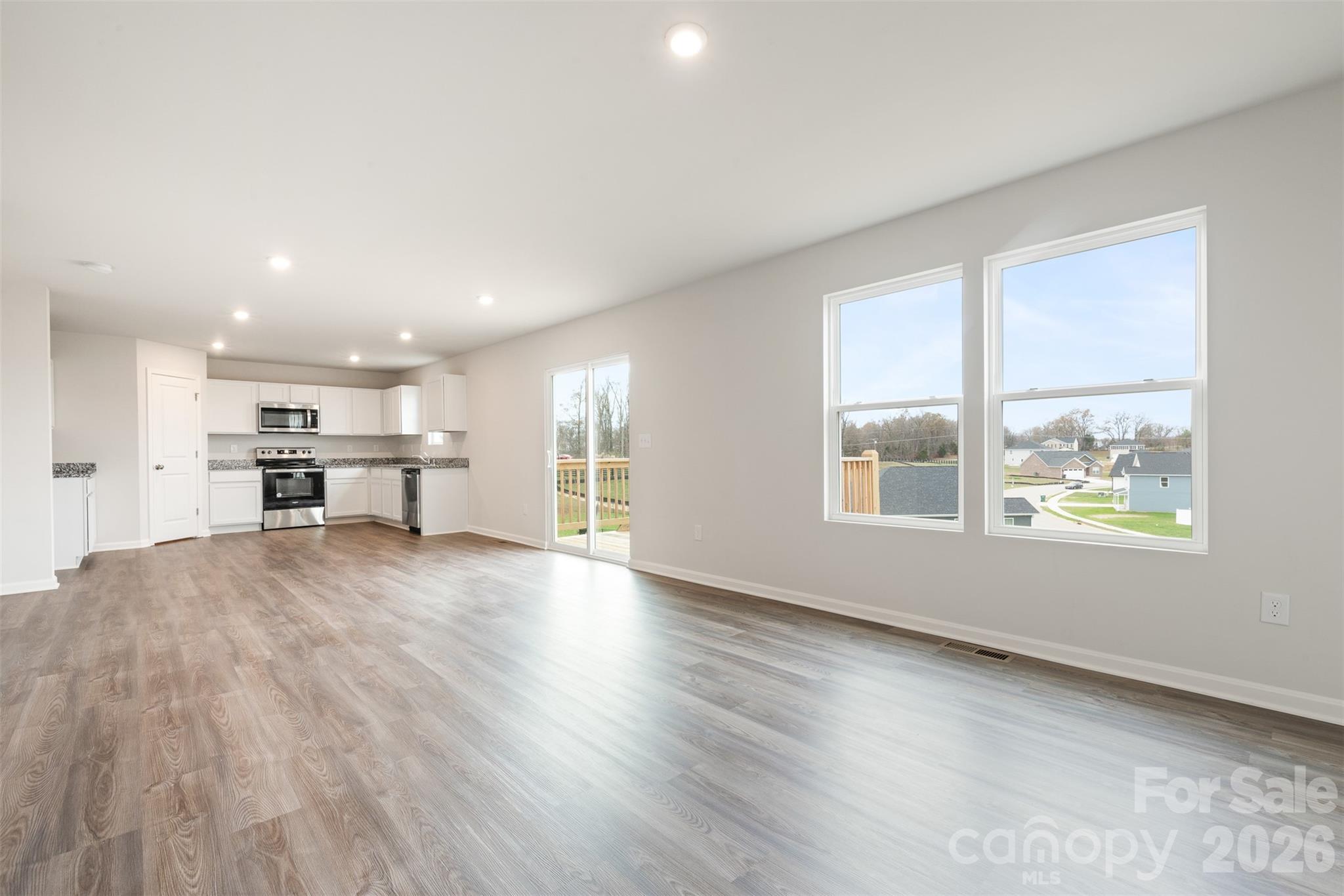 281 Parris Farm Road — Chesnee