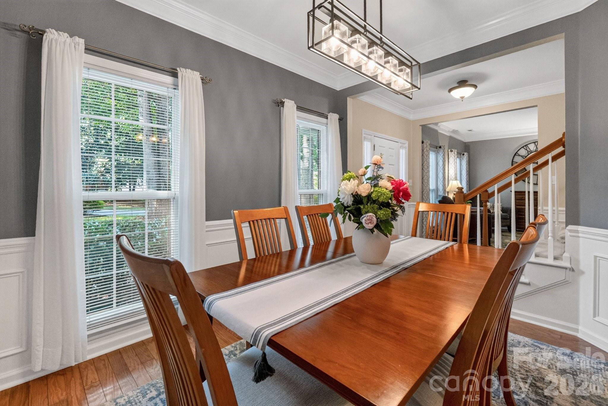 8749 Oakham Street — Huntersville