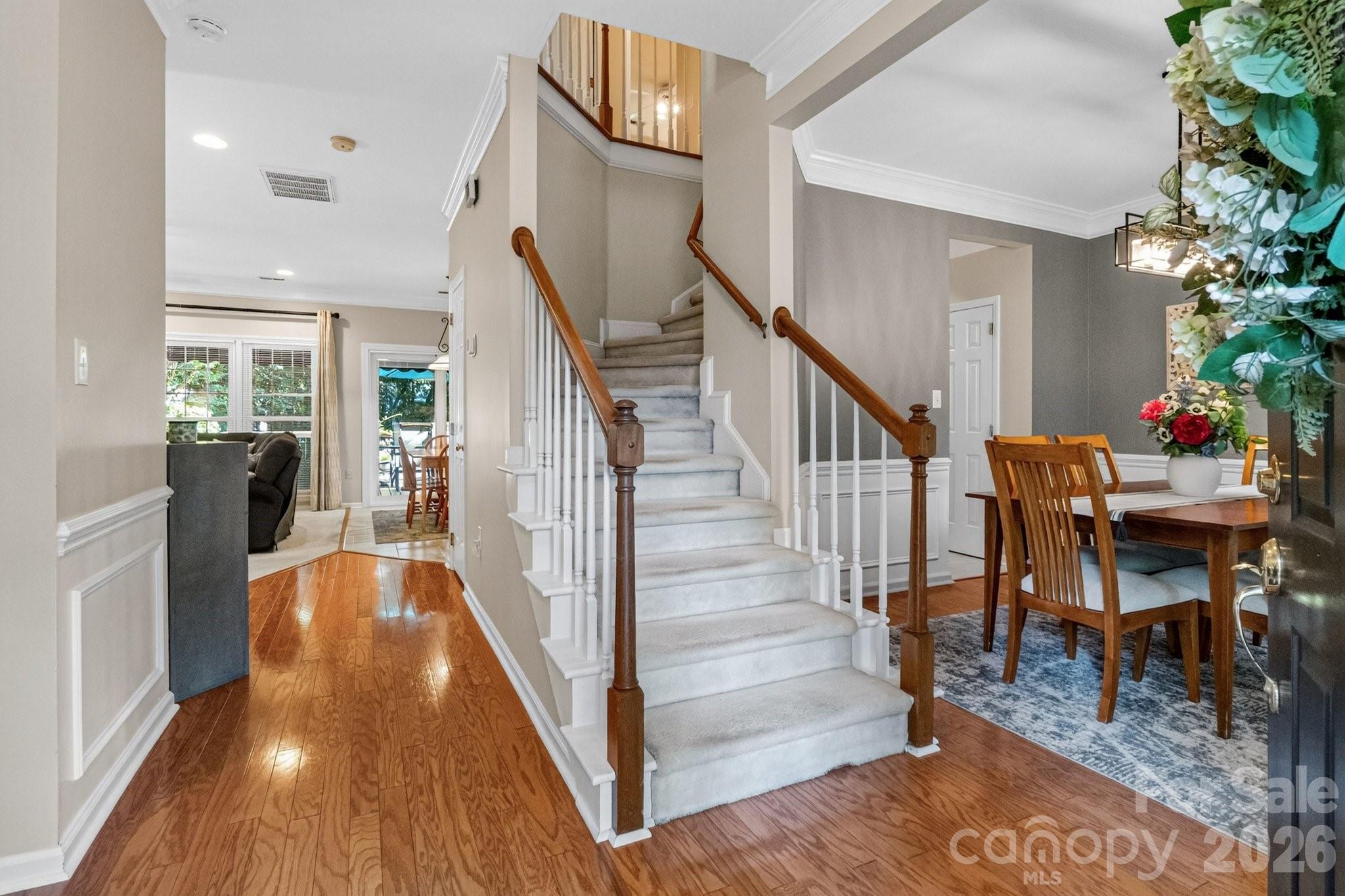 8749 Oakham Street — Huntersville
