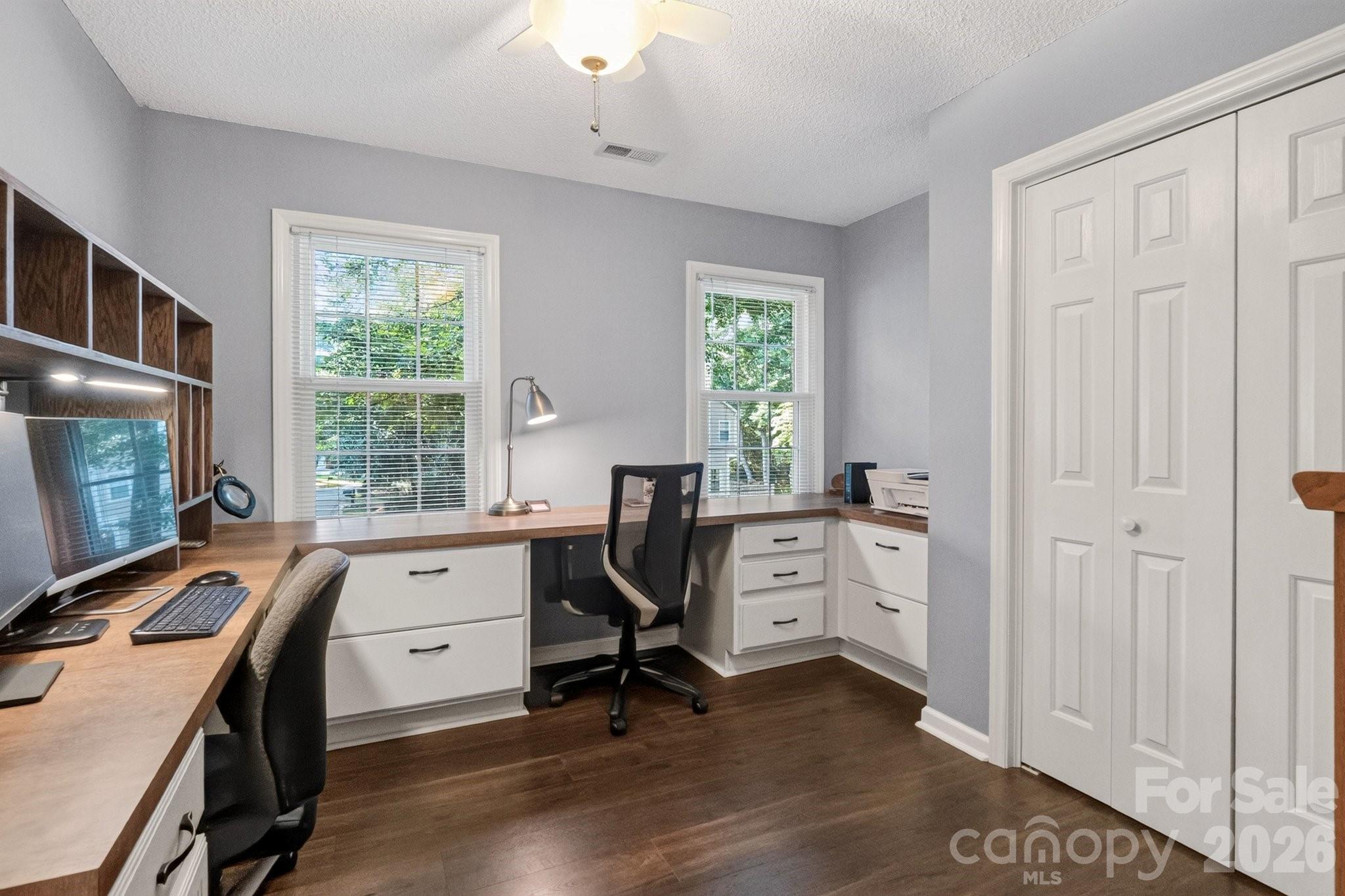 8749 Oakham Street — Huntersville