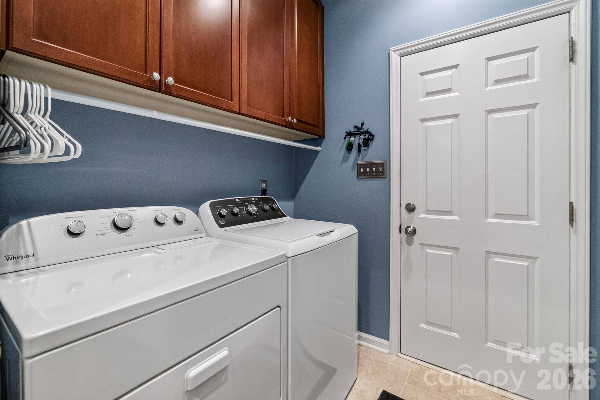 8749 Oakham Street — Huntersville