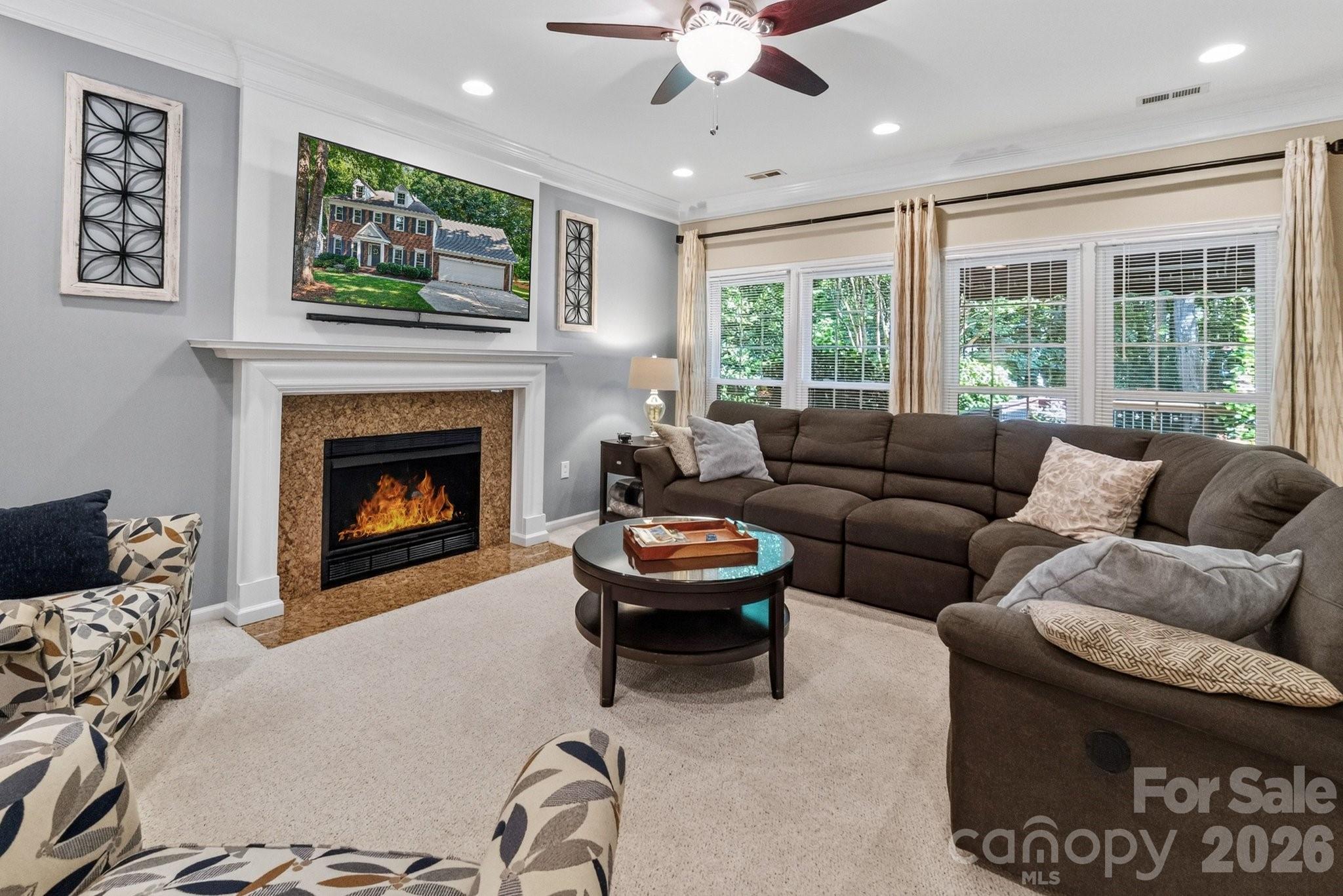 8749 Oakham Street — Huntersville