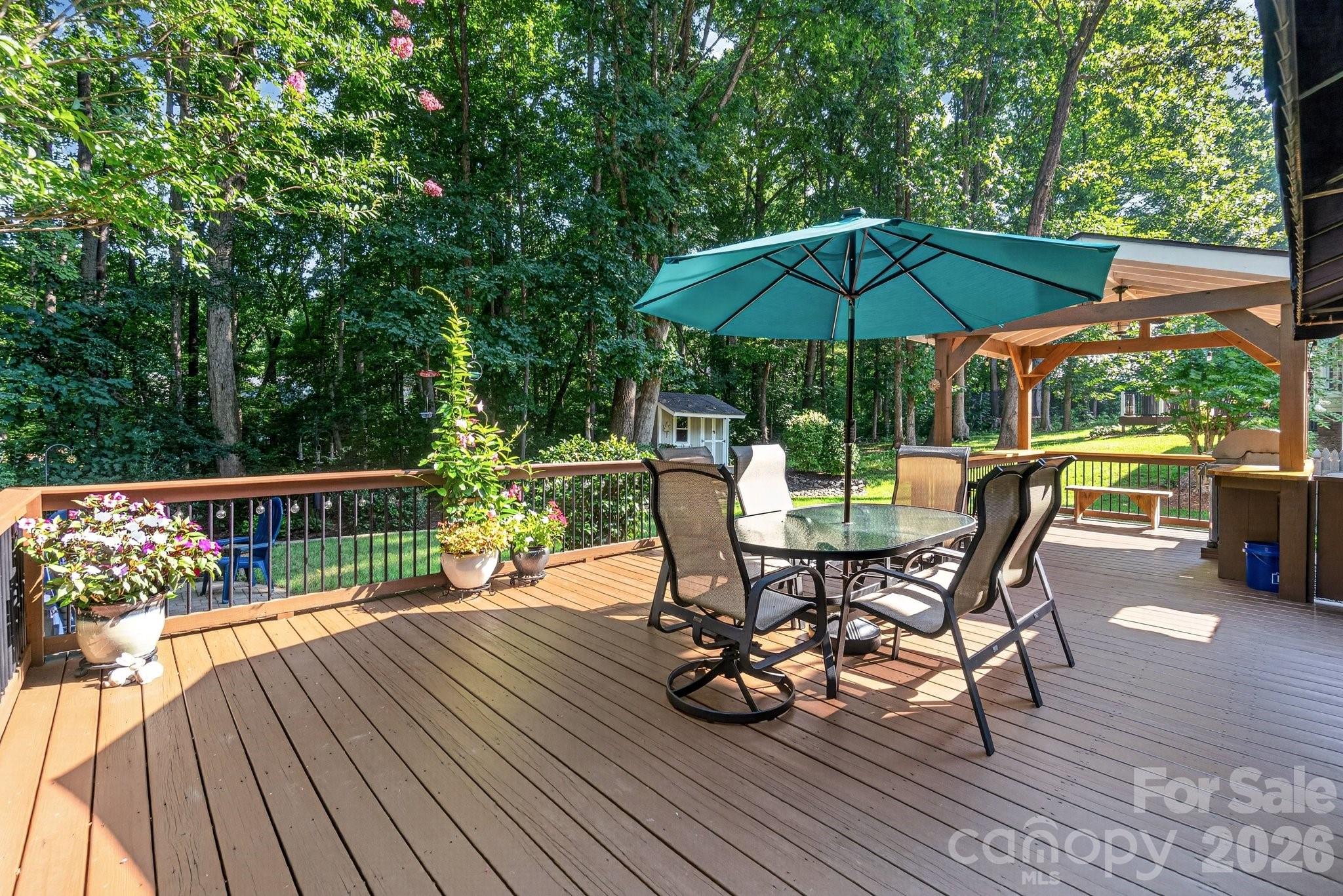8749 Oakham Street — Huntersville