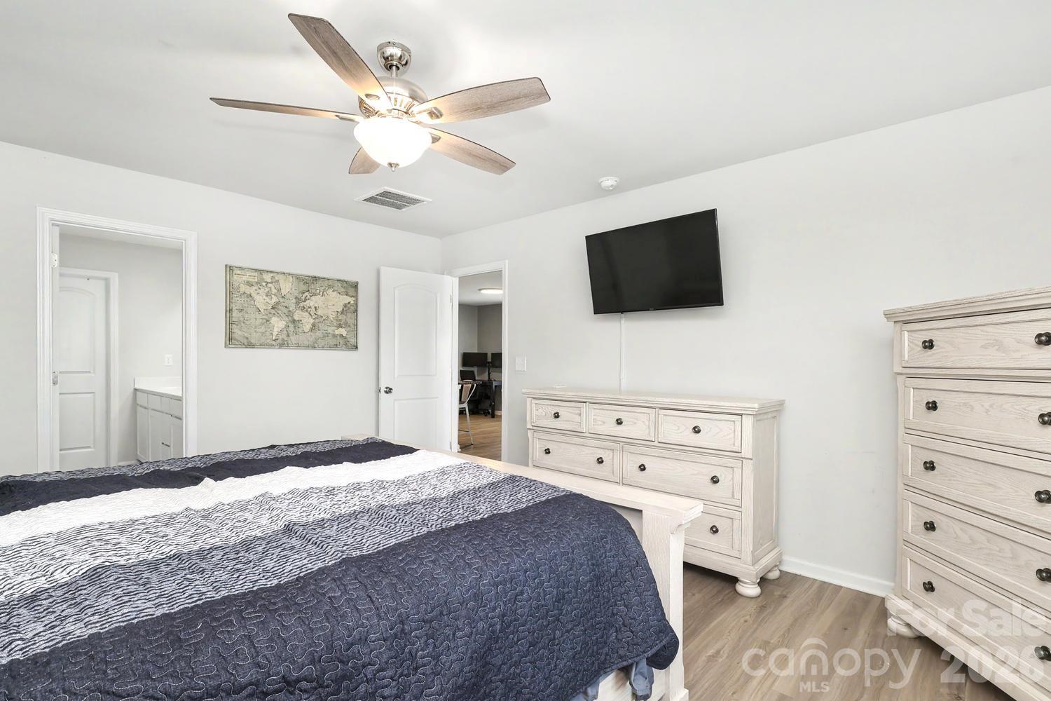 1277 Bryson Lane — Denver