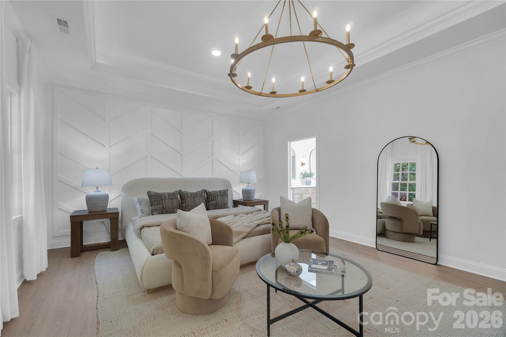 9438 Valley Road — Charlotte