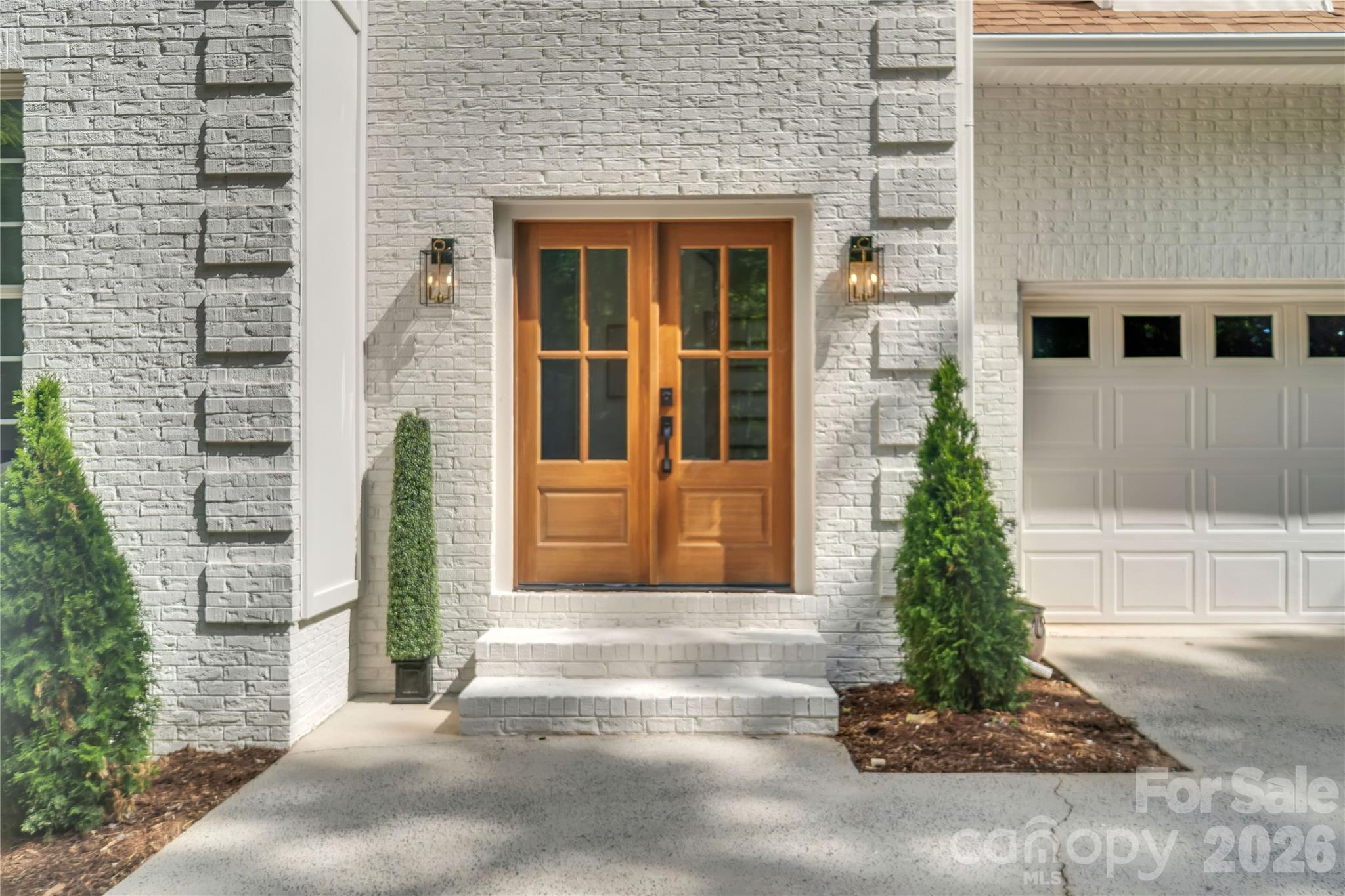 9438 Valley Road — Charlotte