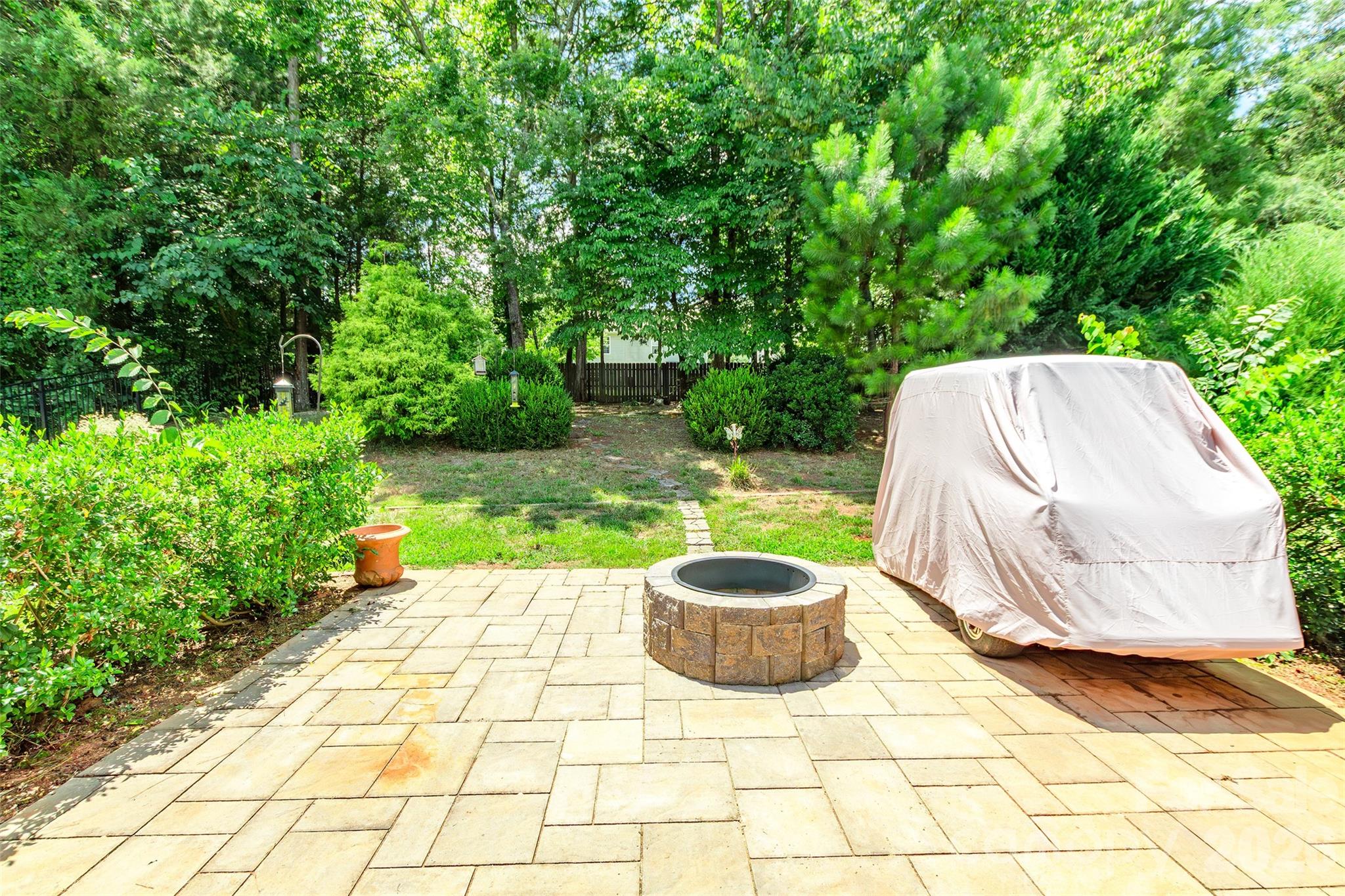 1738 Lillywood Lane — Fort Mill