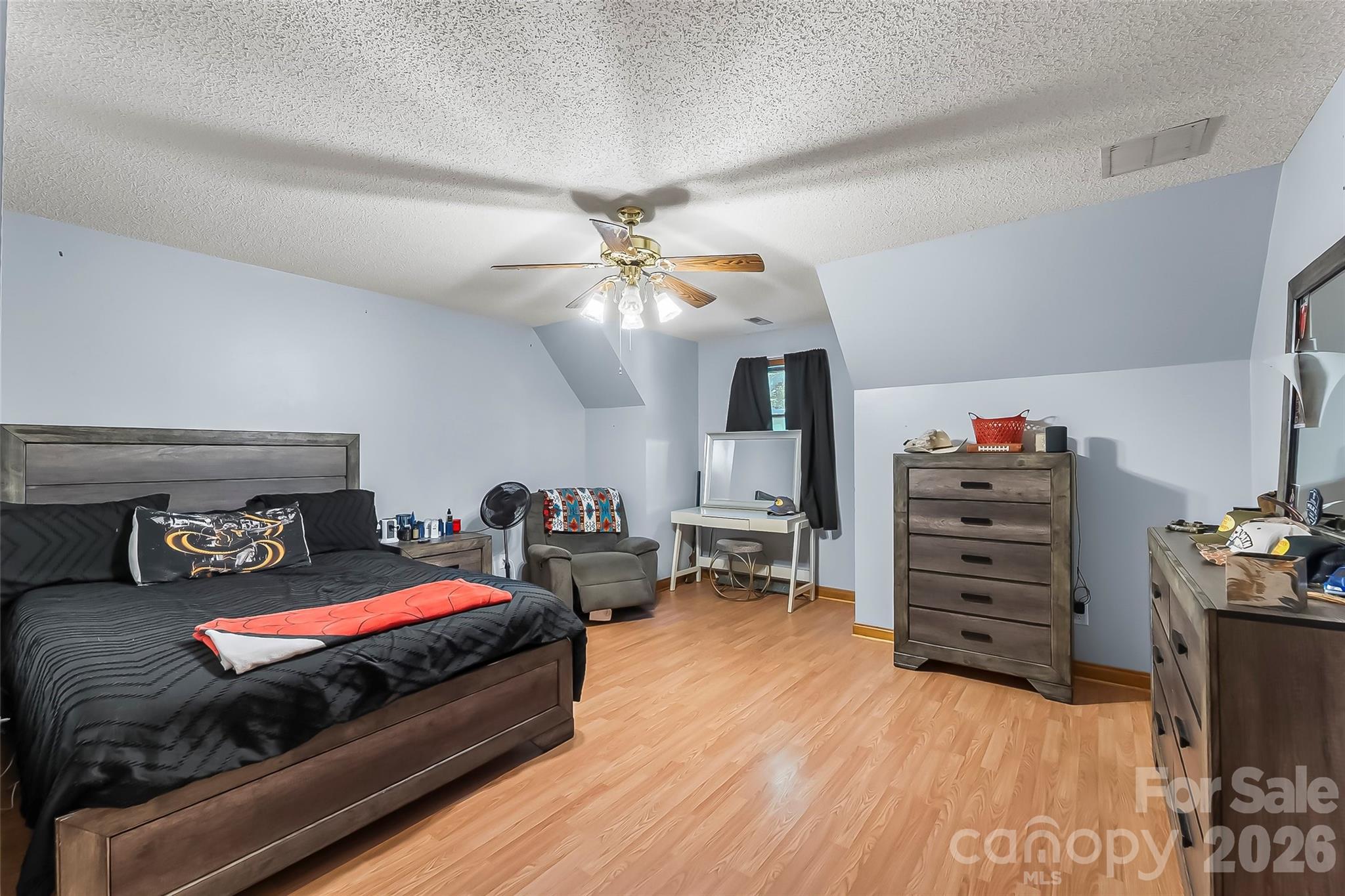 34 Lakeside Drive — Marion