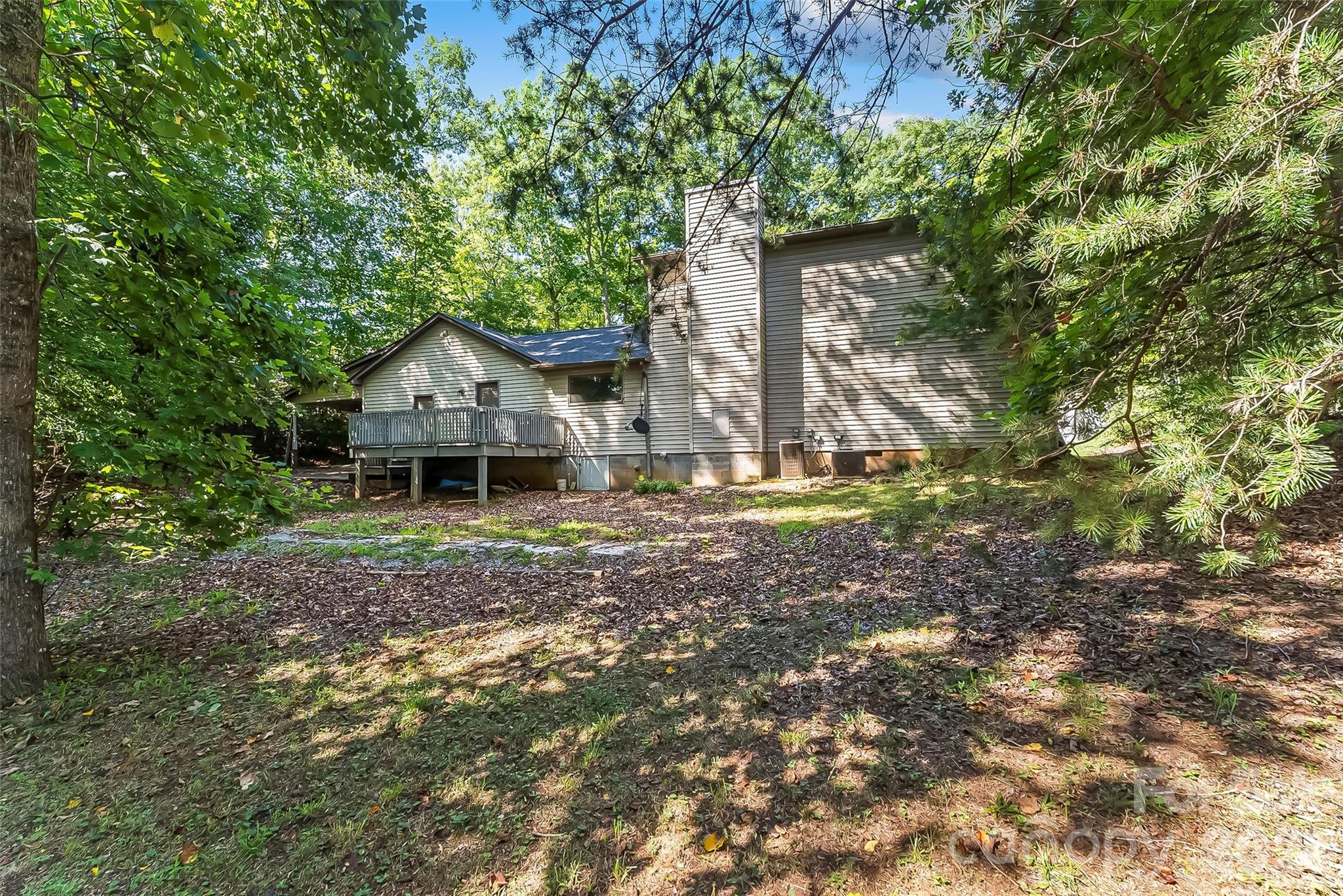 34 Lakeside Drive — Marion