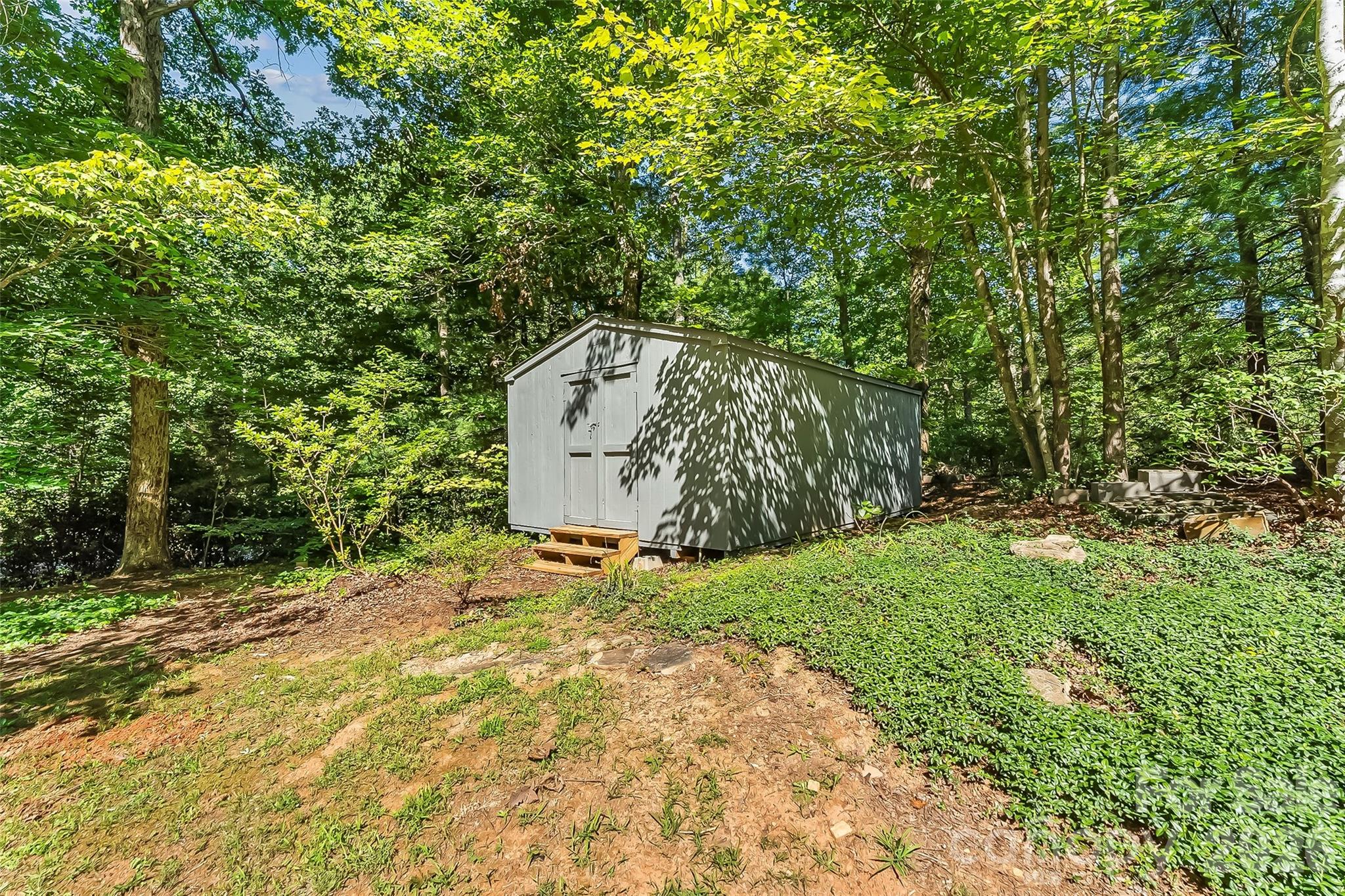 34 Lakeside Drive — Marion