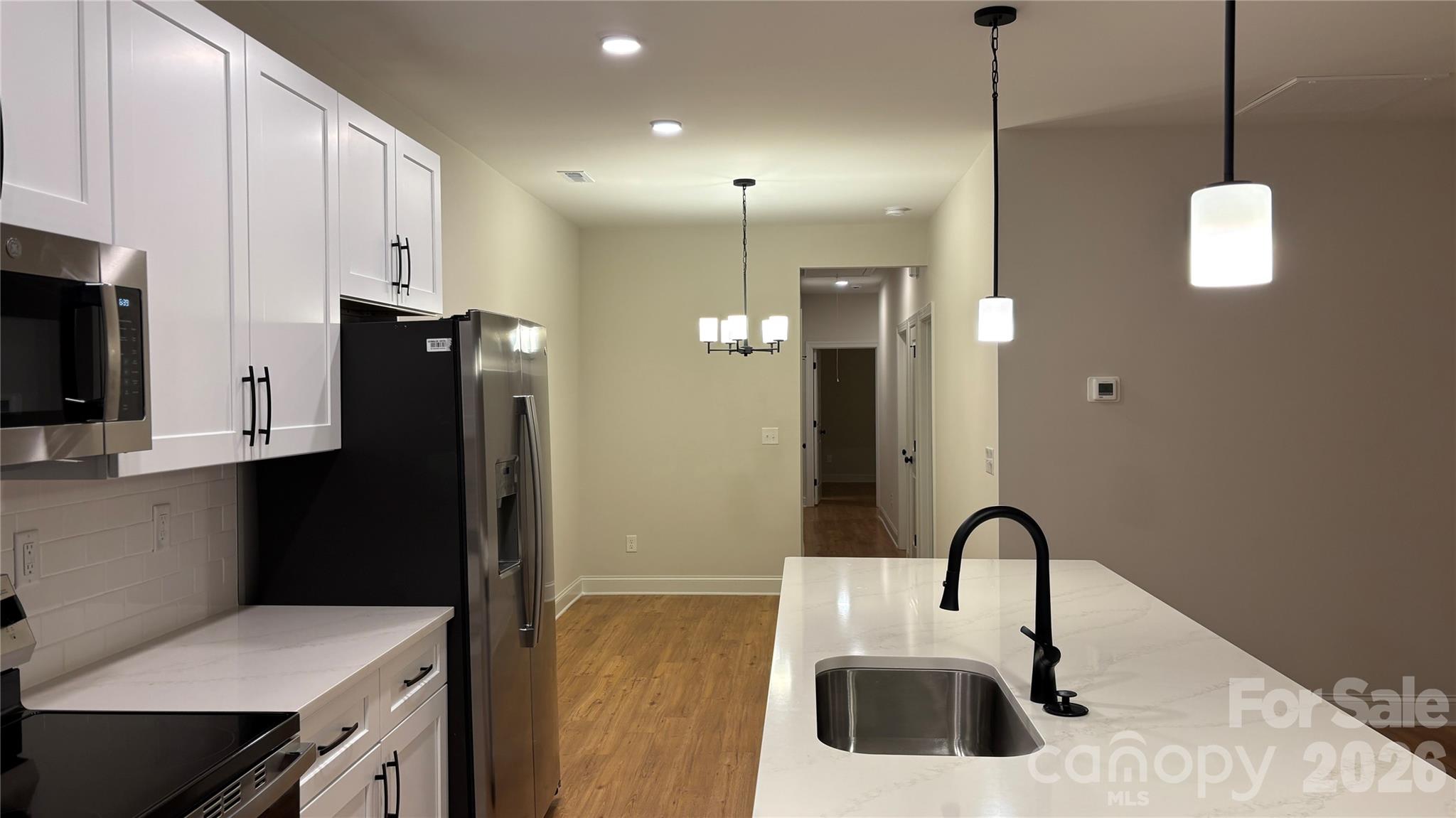 4817 Victoria Avenue — Charlotte
