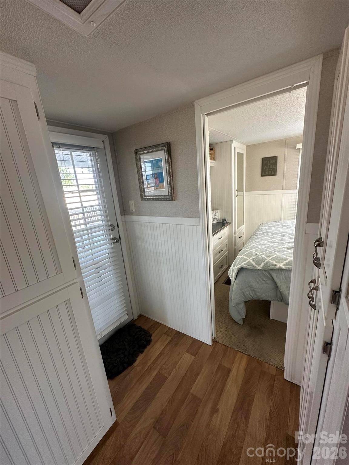 195 Grand View Drive — New London
