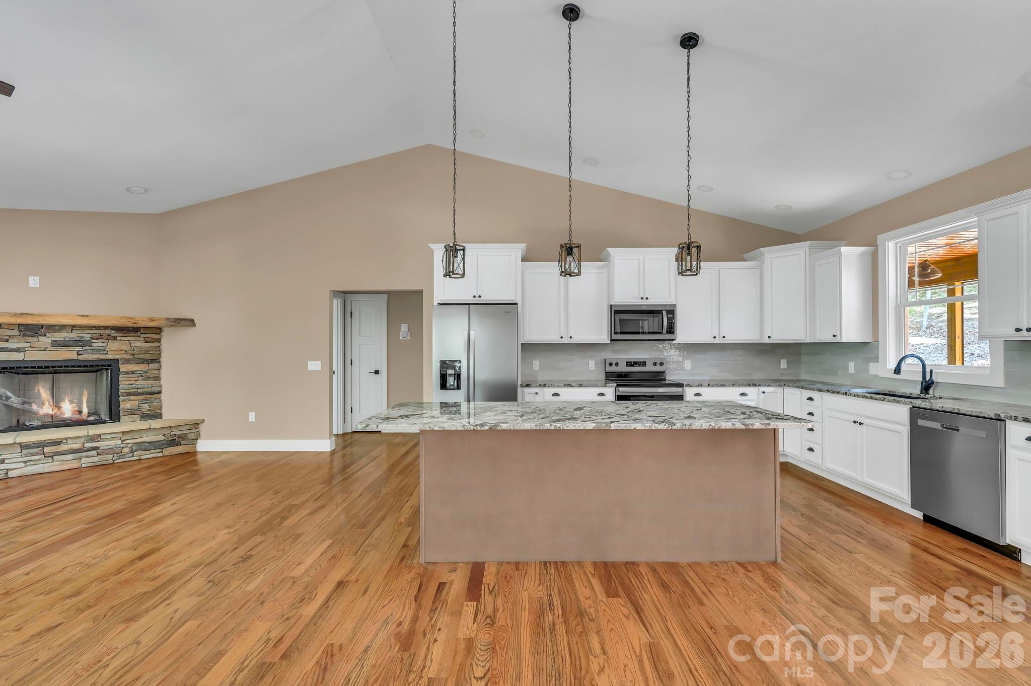 63 Abbey Lane — Hendersonville