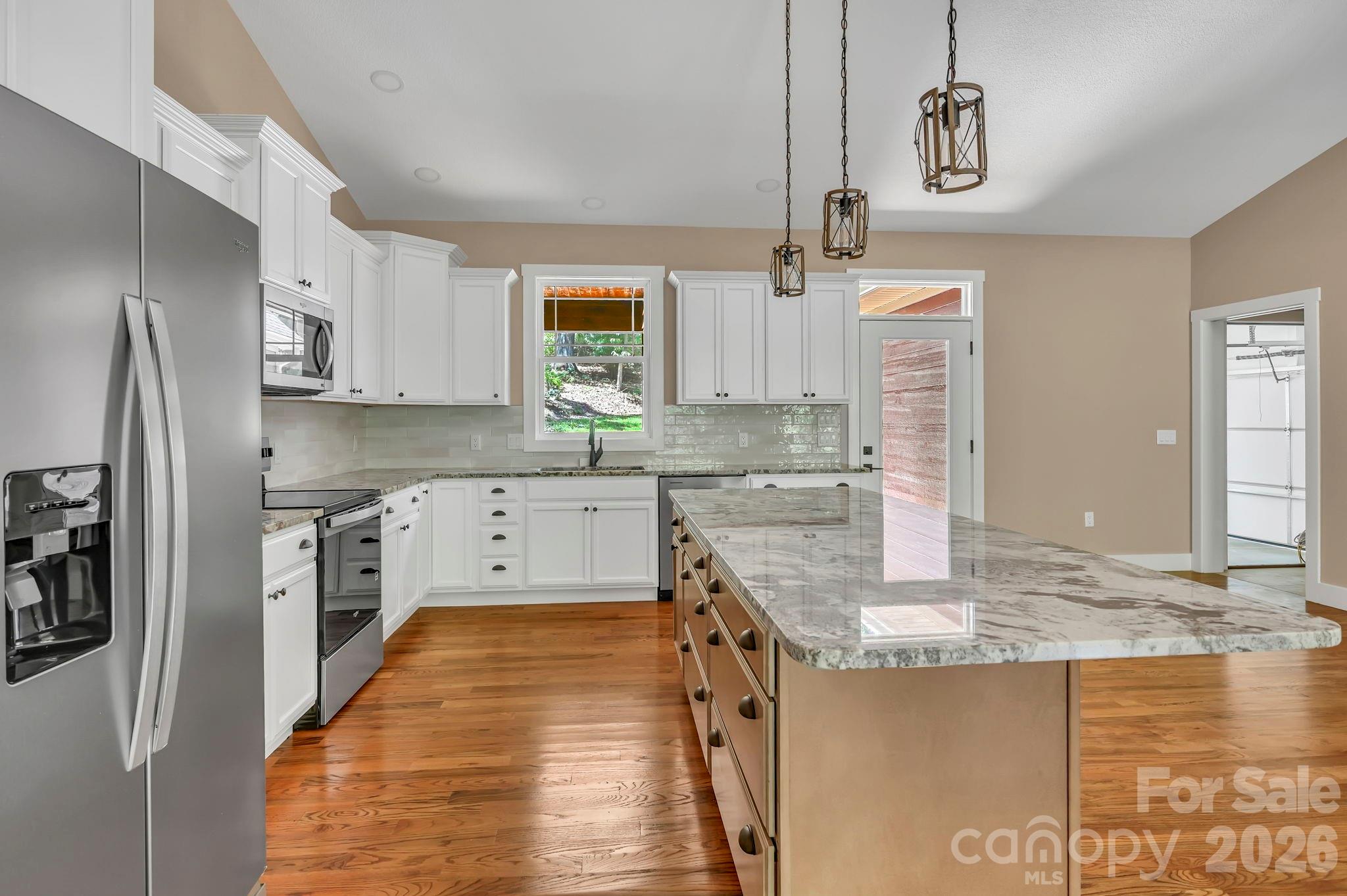 63 Abbey Lane — Hendersonville