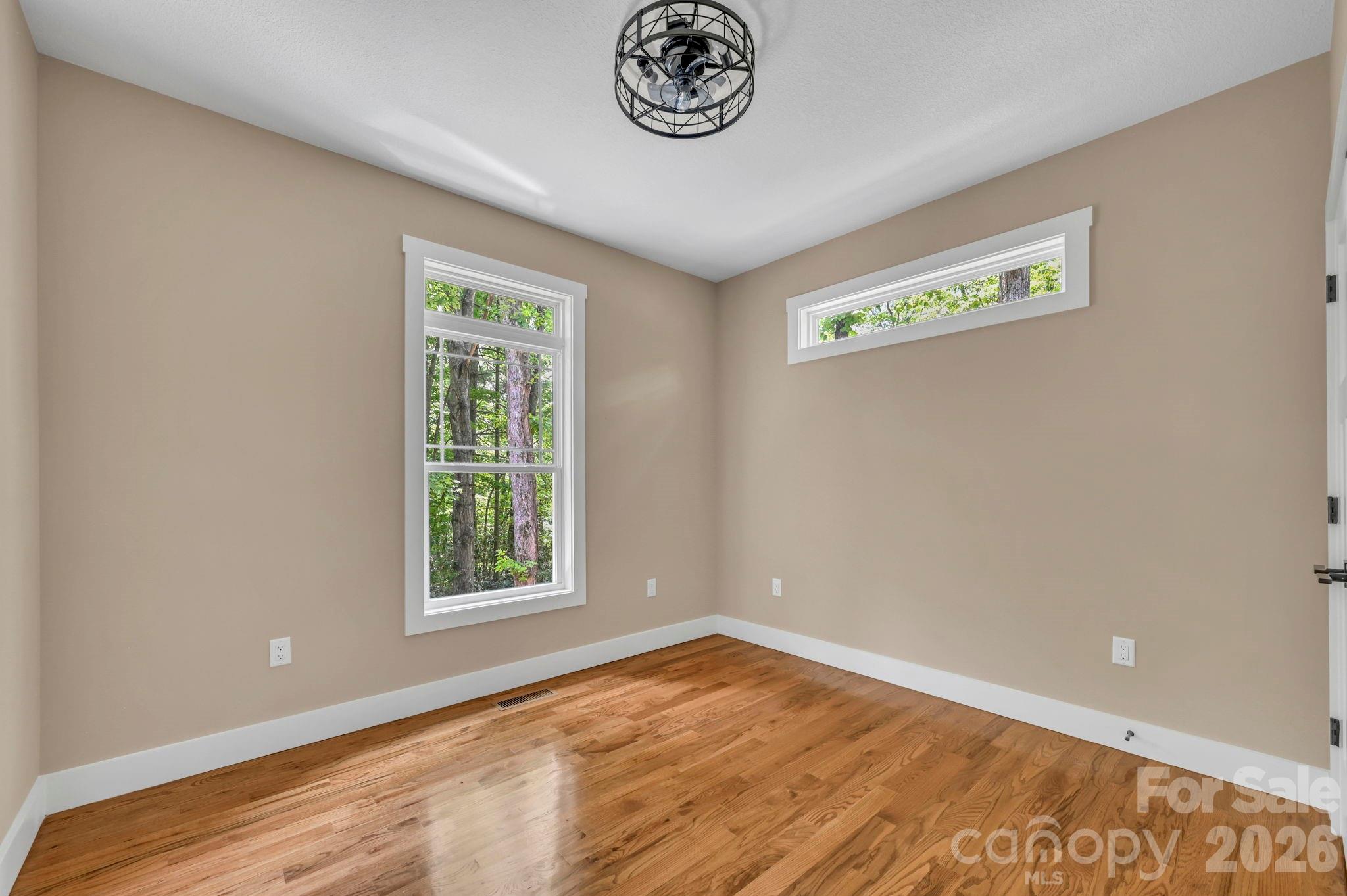 63 Abbey Lane — Hendersonville