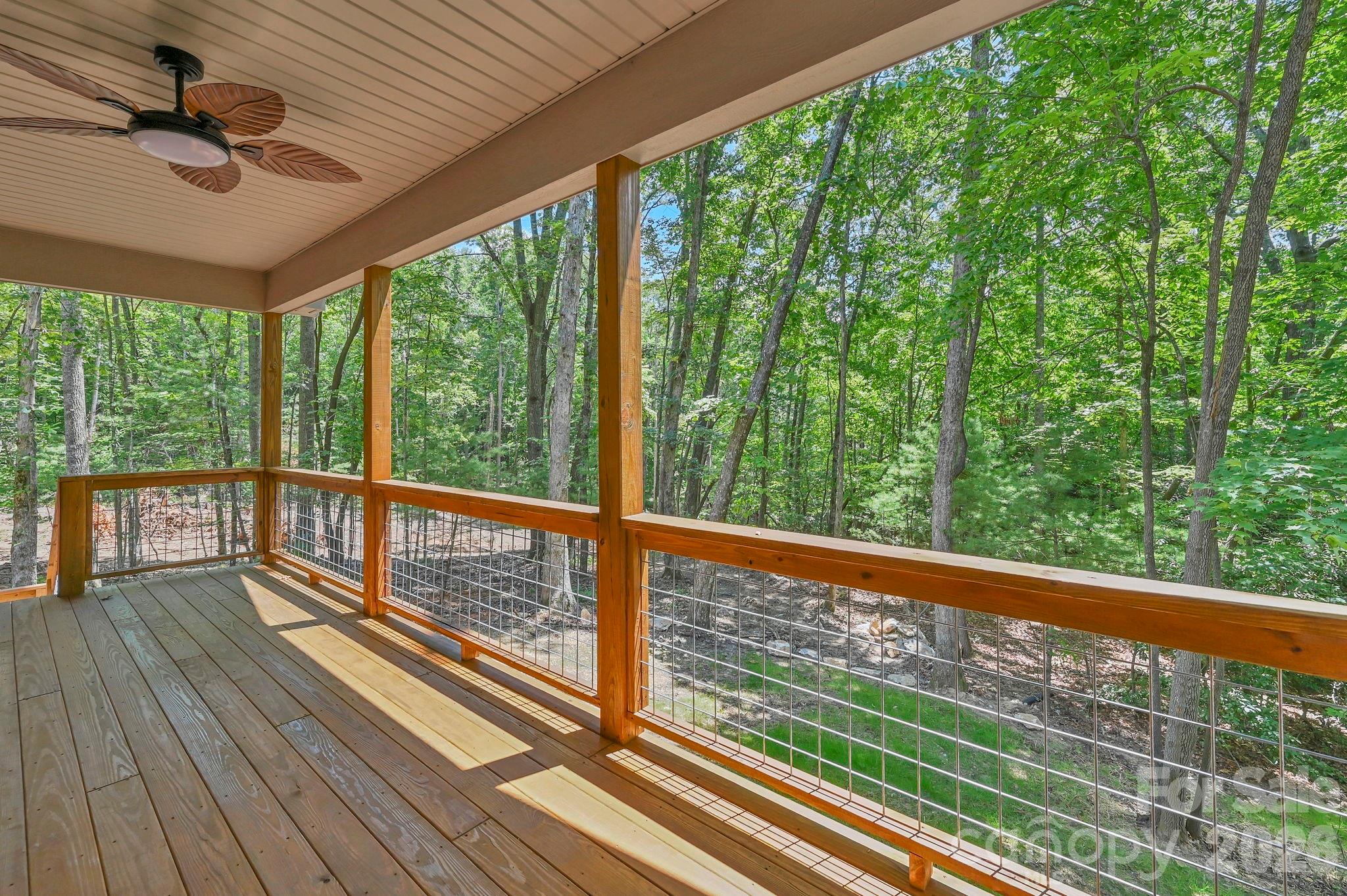 63 Abbey Lane — Hendersonville