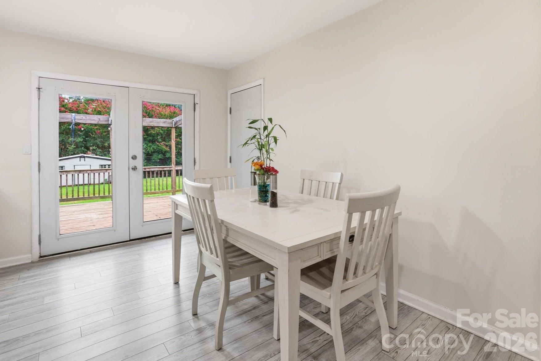 131 Midwood Lane — Belmont