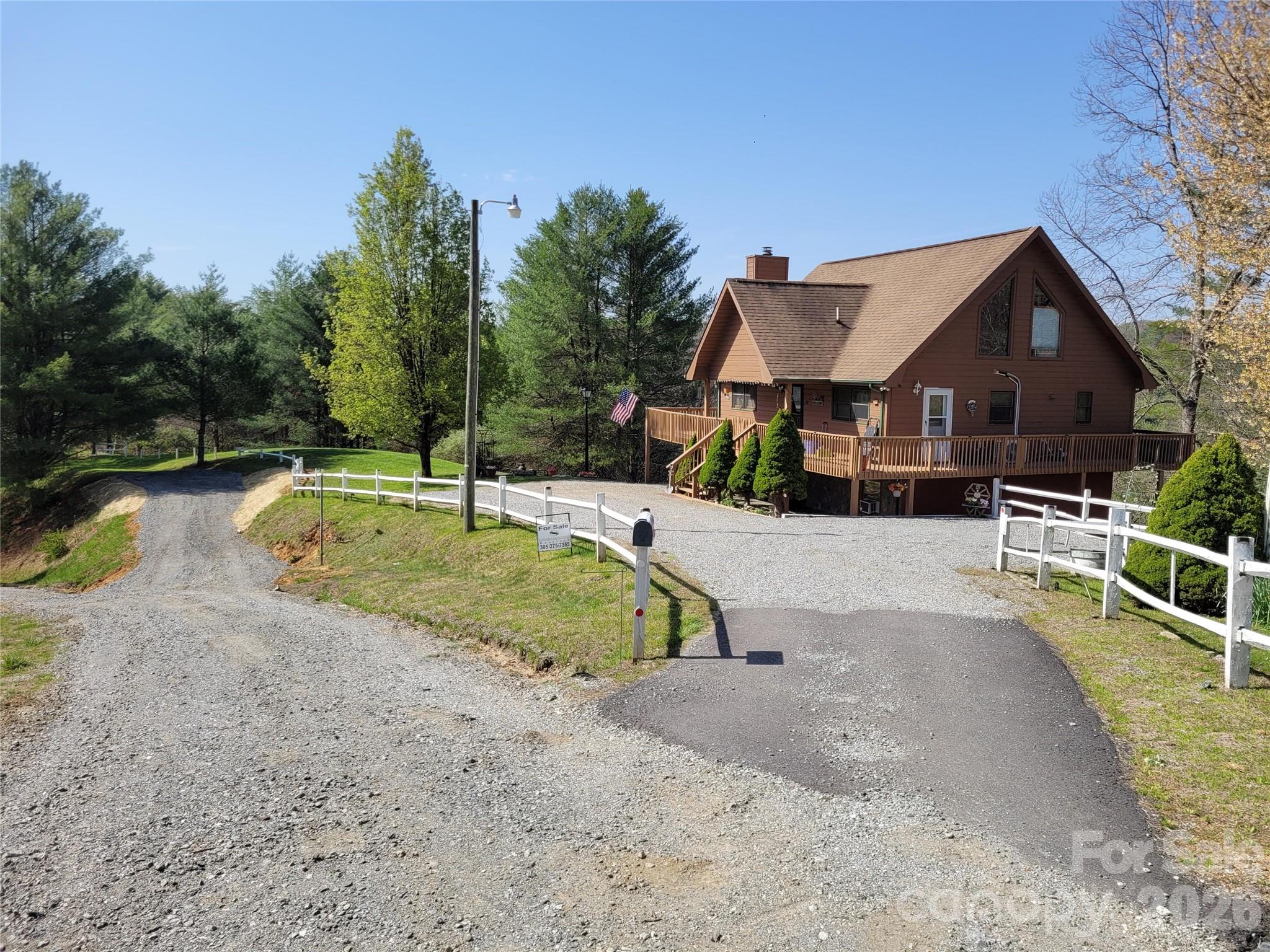 14 Zonia Lane — Piney Creek