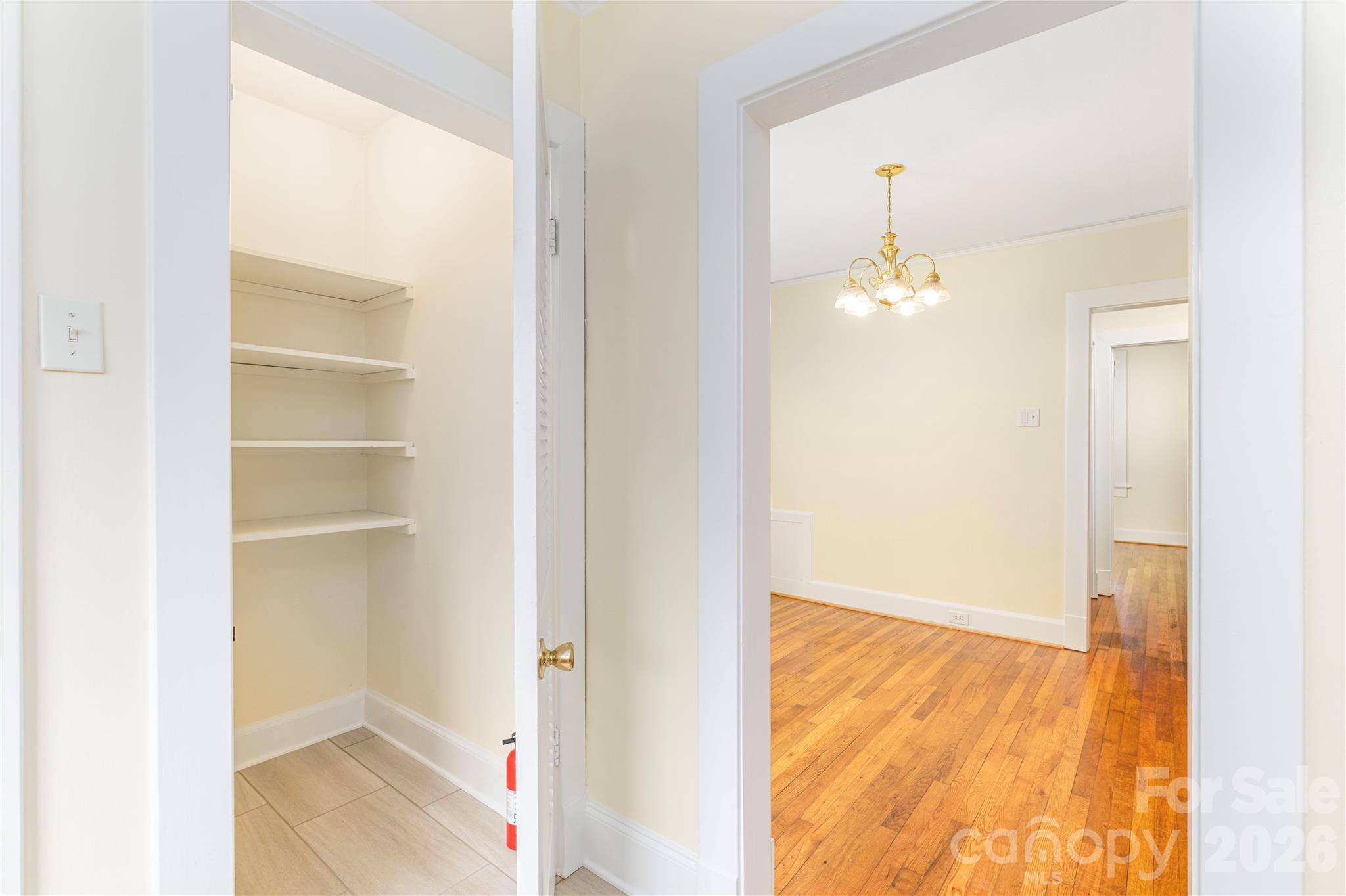 3 Enka Oak Street — Candler