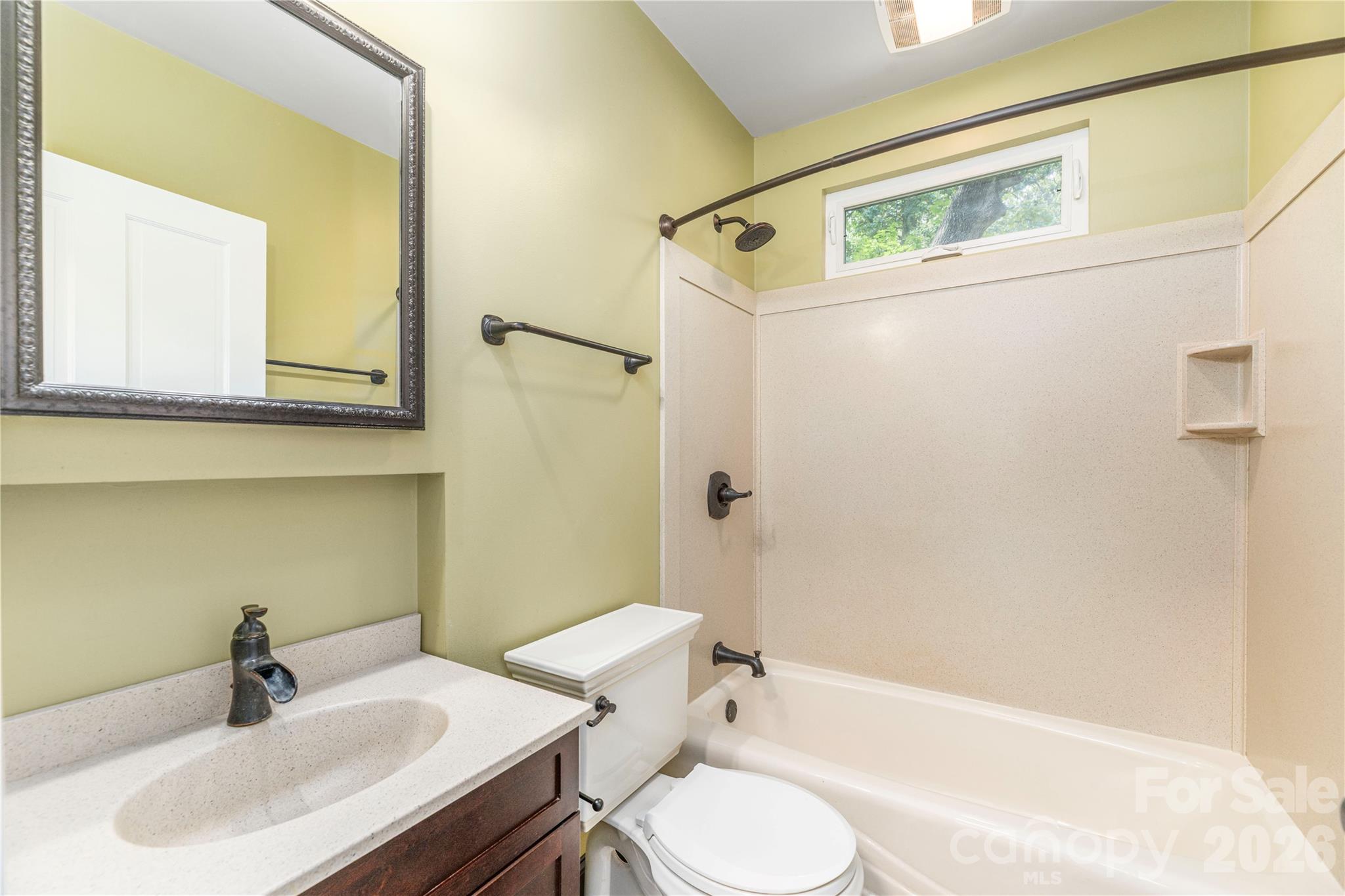 3 Enka Oak Street — Candler