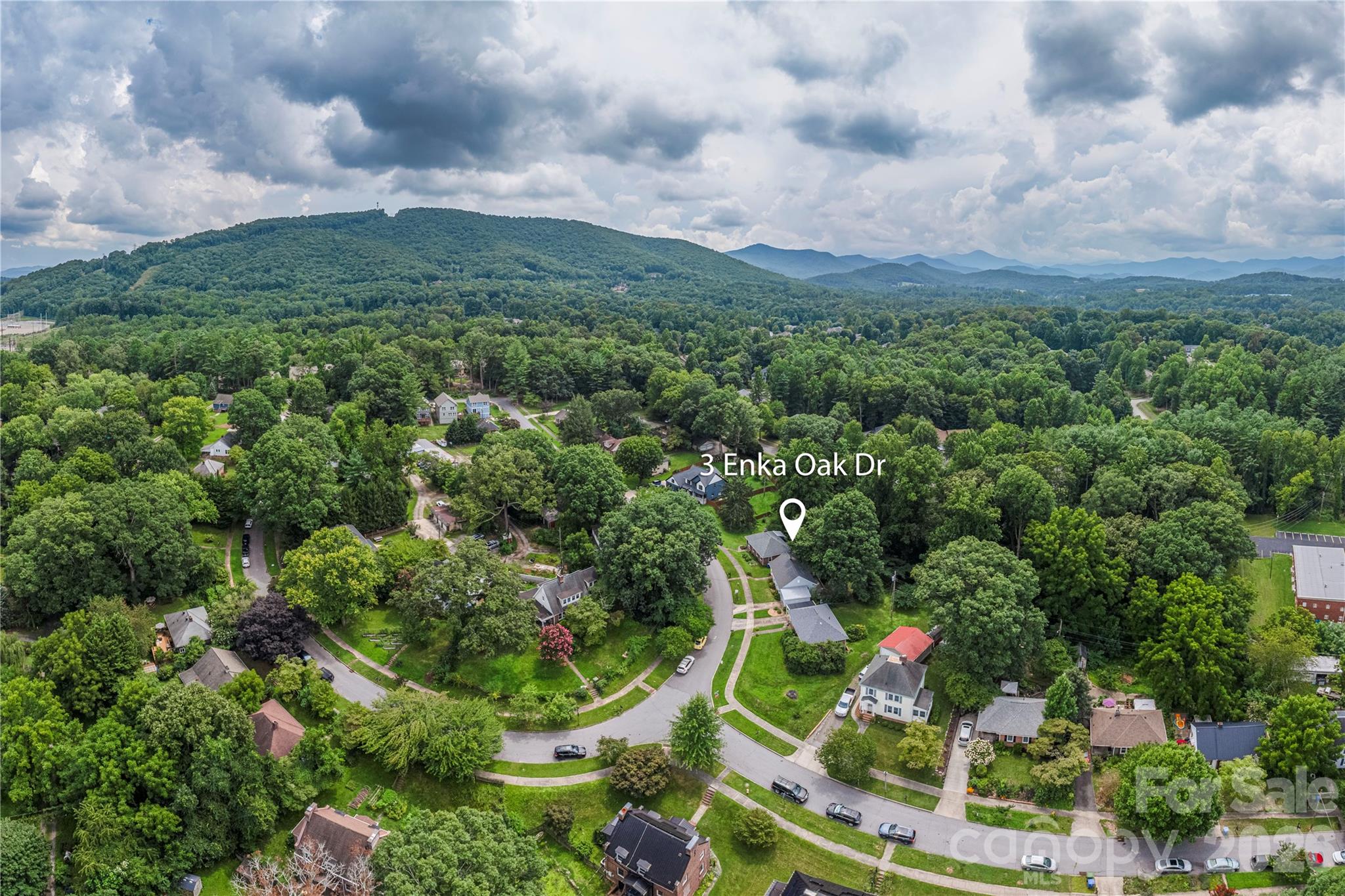 3 Enka Oak Street — Candler