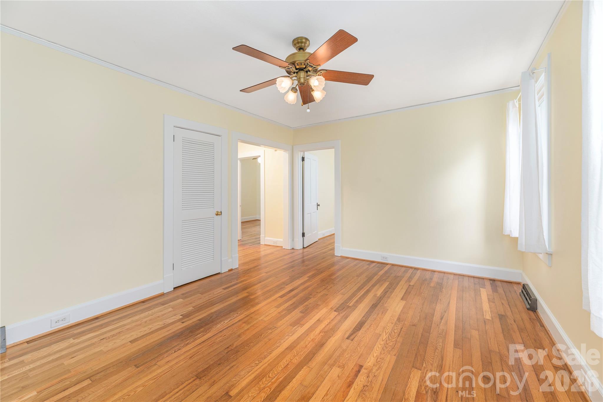 3 Enka Oak Street — Candler