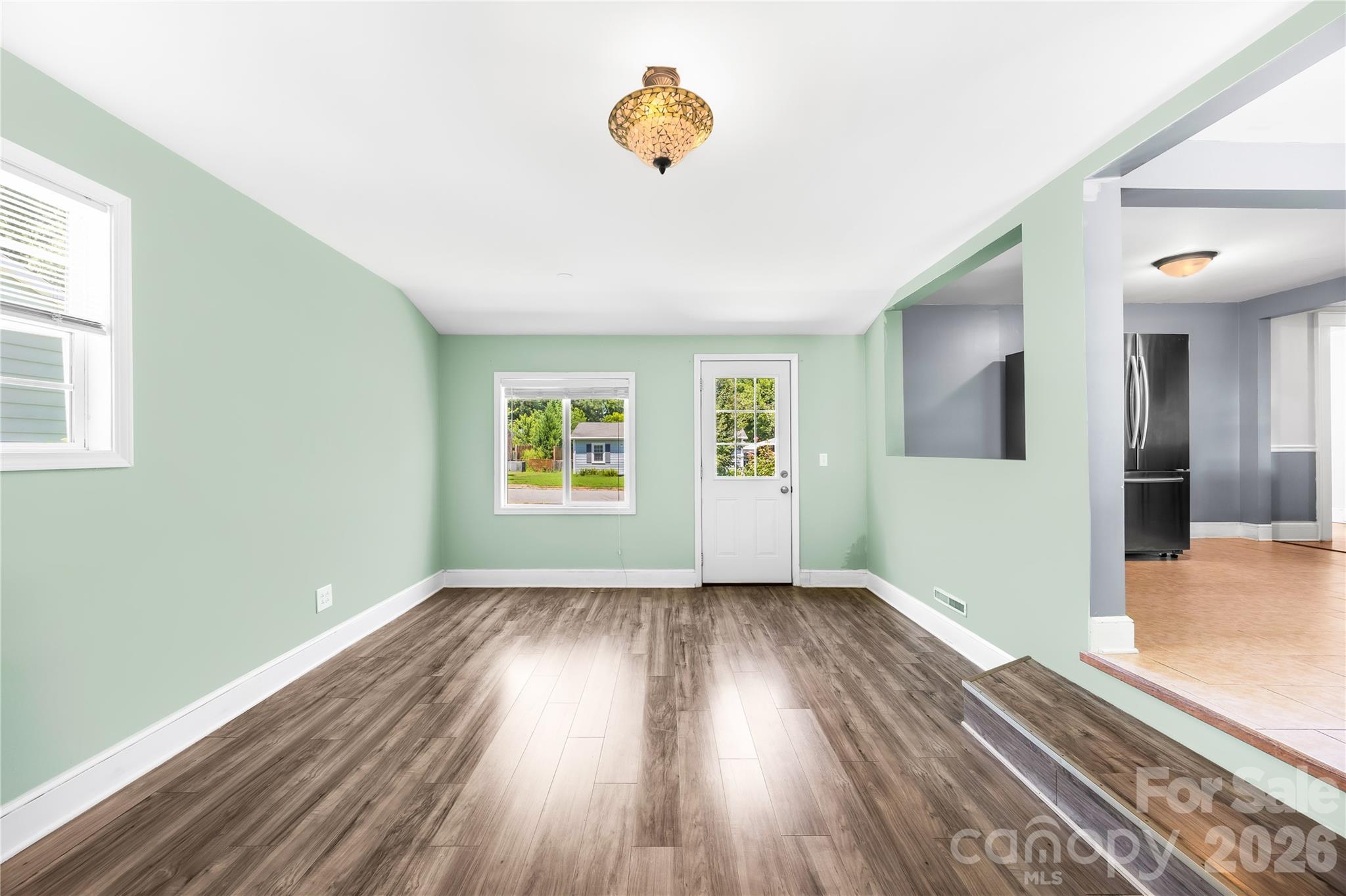 316 20th Avenue NE — Hickory