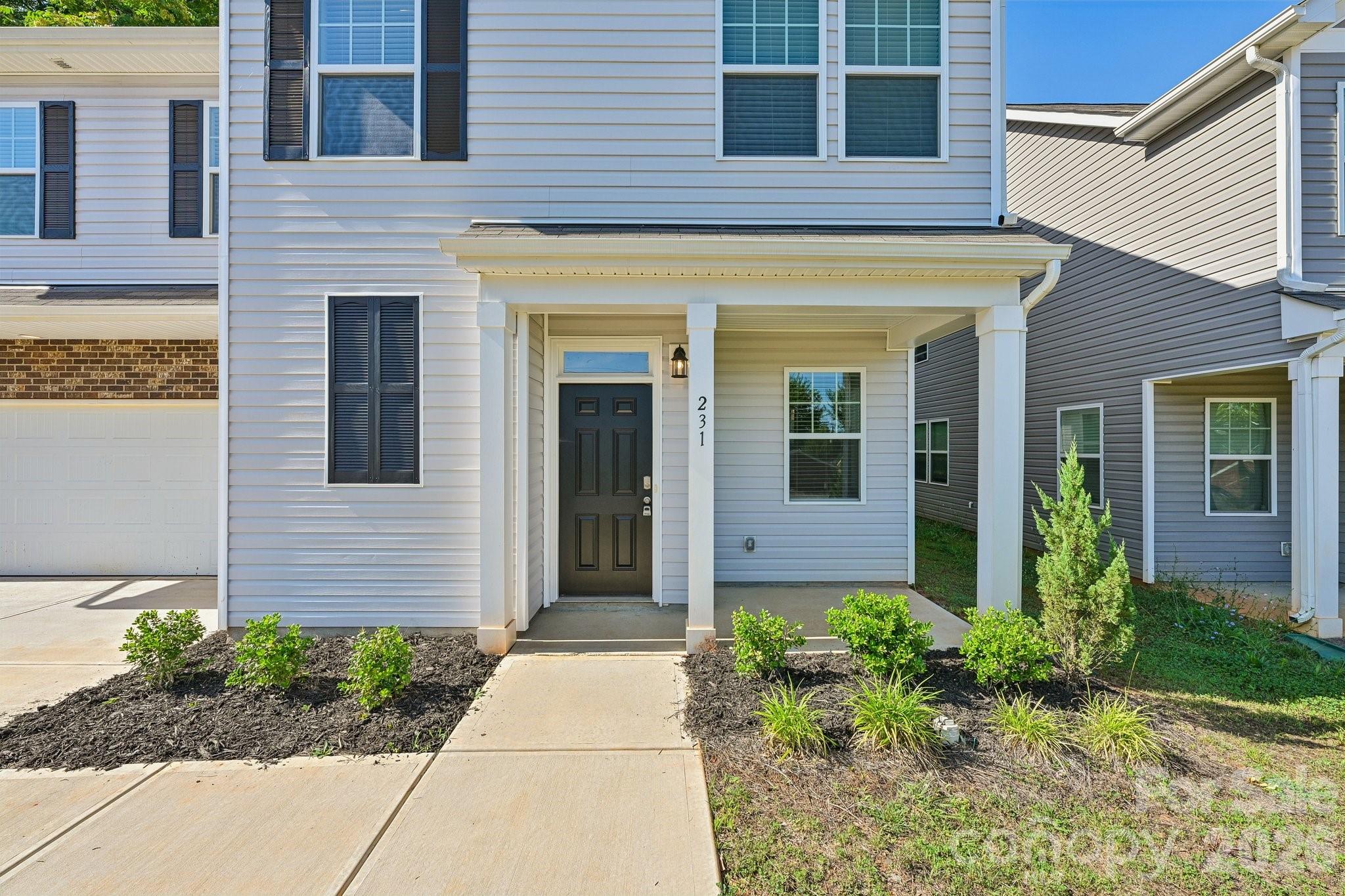 231 W Grover Street — Shelby