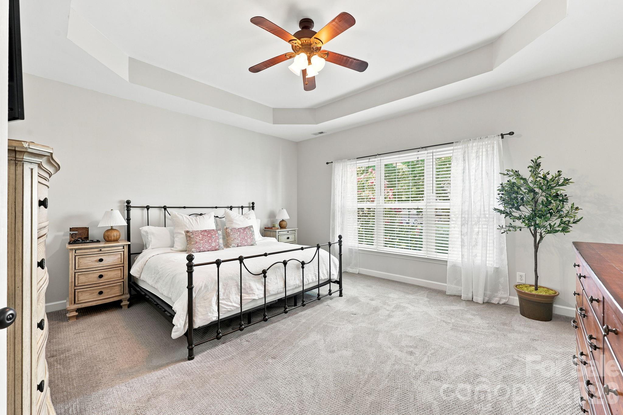 5601 Underwood Avenue — Charlotte
