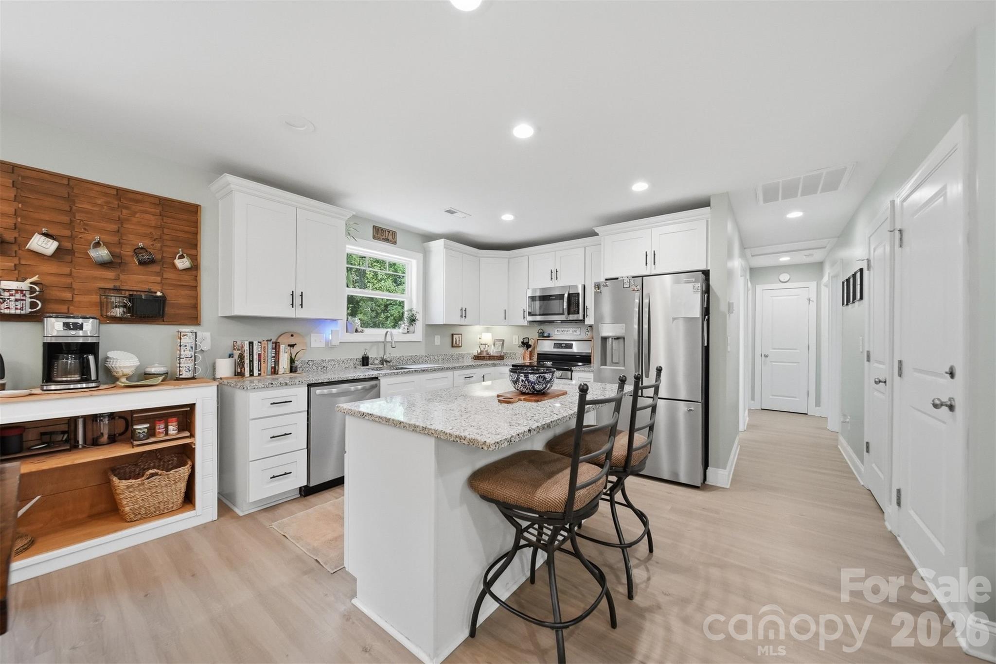 2370 Ellen Street — Granite Falls