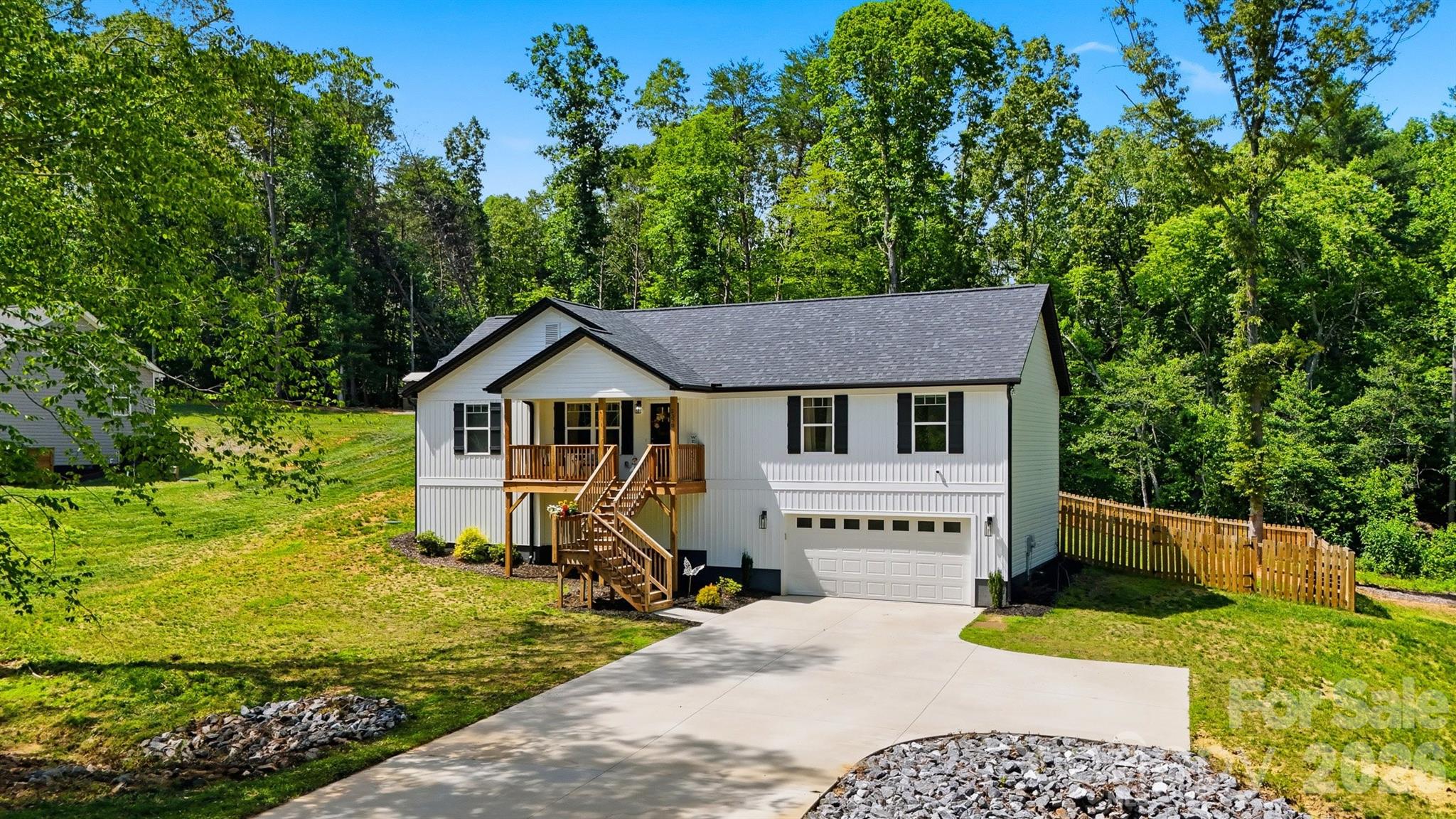 2370 Ellen Street — Granite Falls