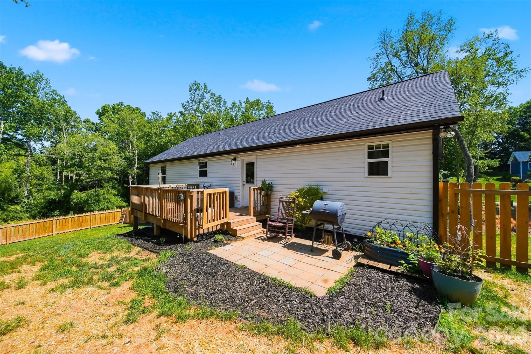 2370 Ellen Street — Granite Falls