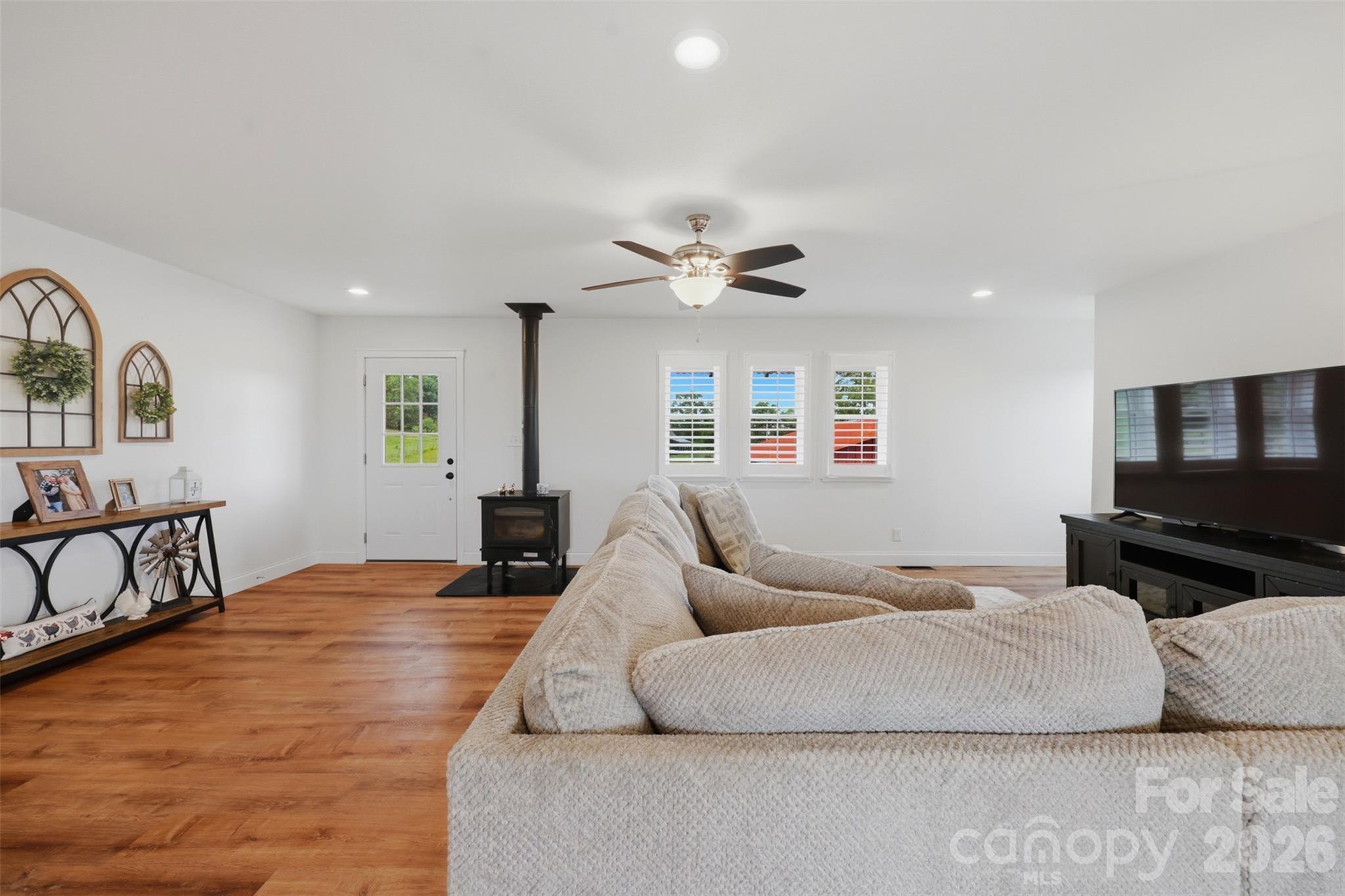 1127 Black Oak Ridge Road — Taylorsville