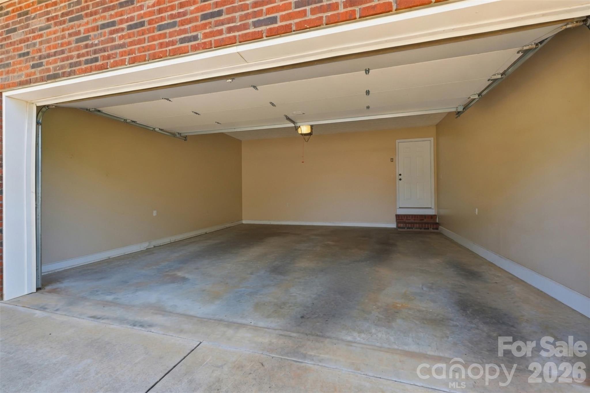 250 Millennium Drive — Taylorsville