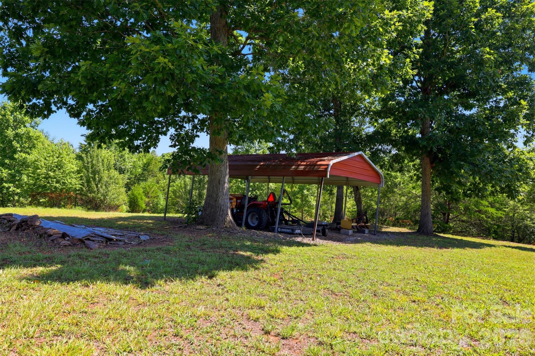 250 Millennium Drive — Taylorsville